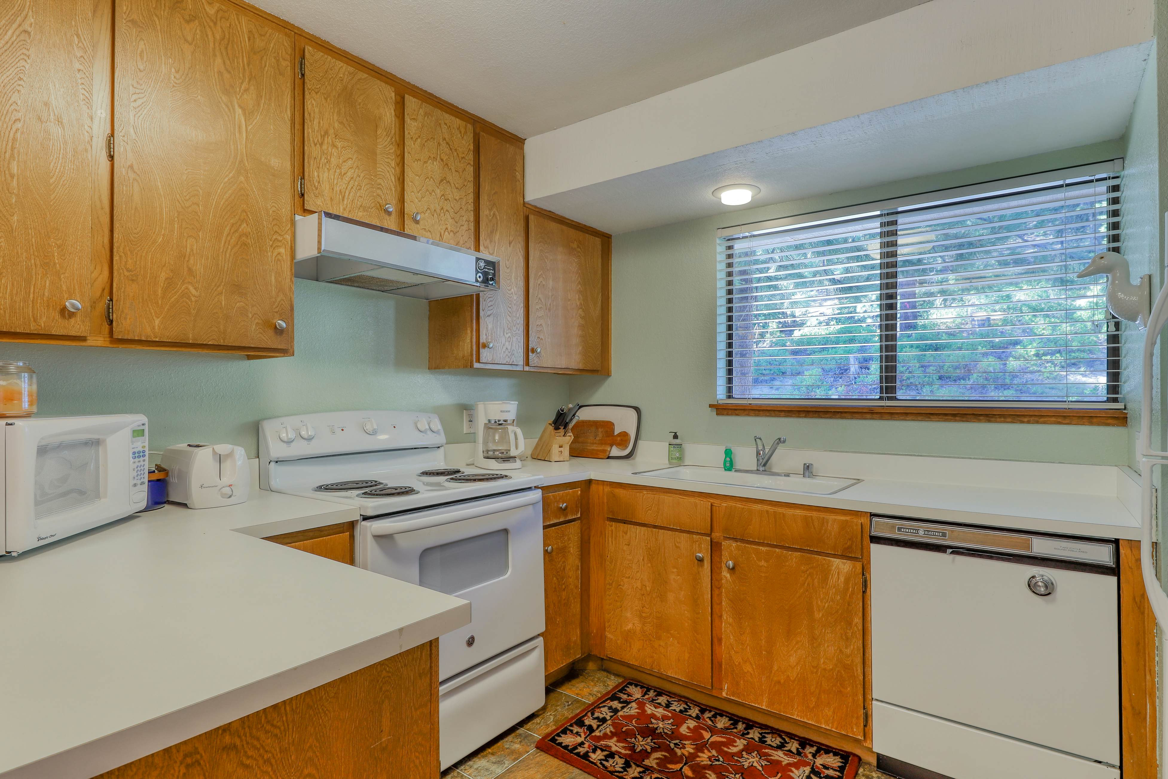 Huntington Lair Condominium