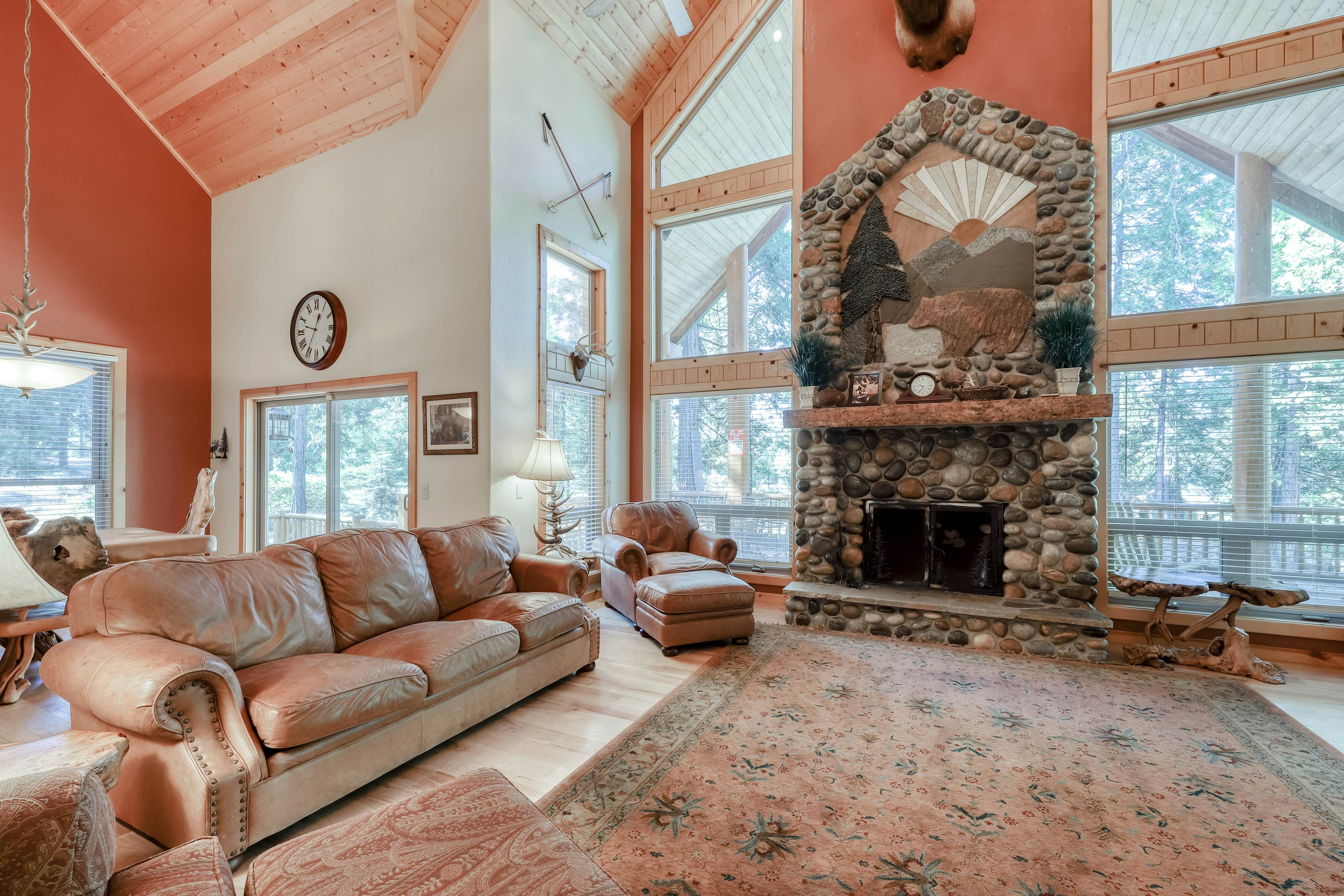 Pinnacle Point 4 BD Shaver Lake, CA Vacation Rental Vacasa