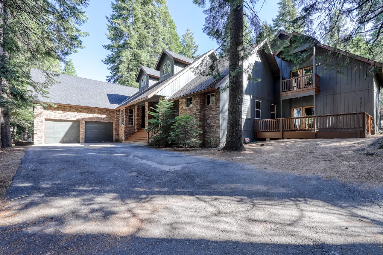 Lazy Bear Lodge 6 BD Vacation Rental in Shaver Lake, CA Vacasa