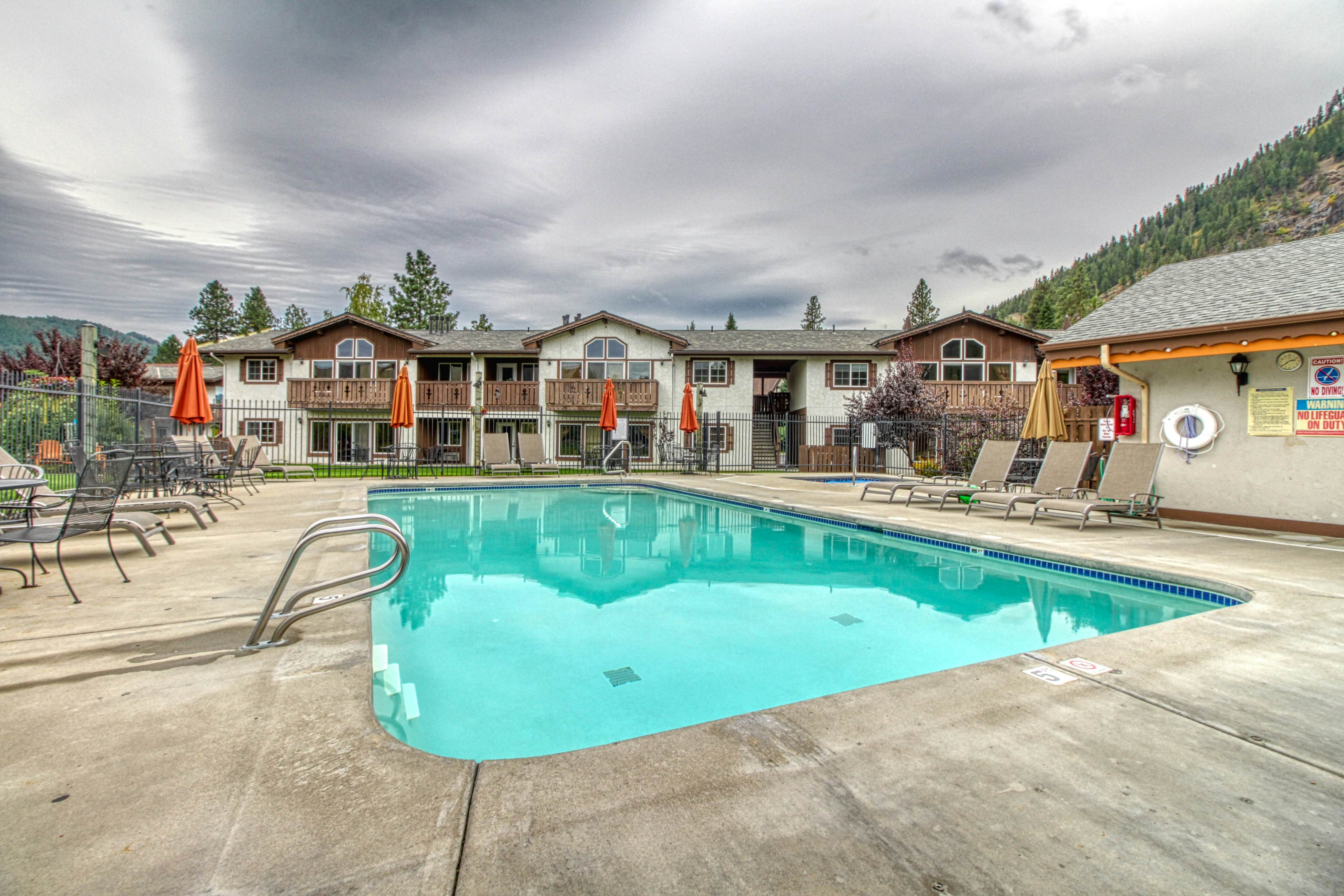 Icicle Village Resort 508 - Alpine Aurora