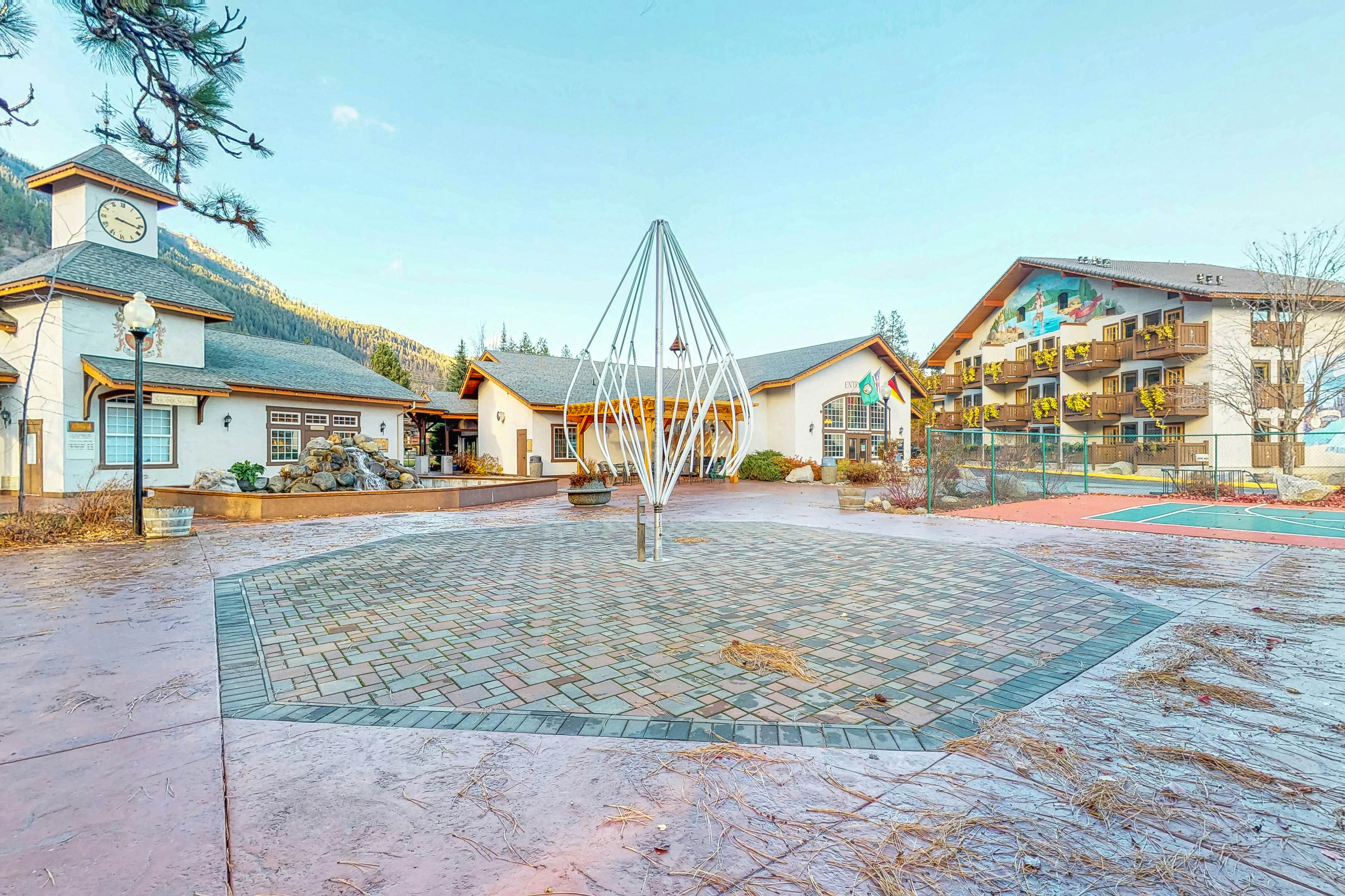 Icicle Village Resort 508 - Alpine Aurora