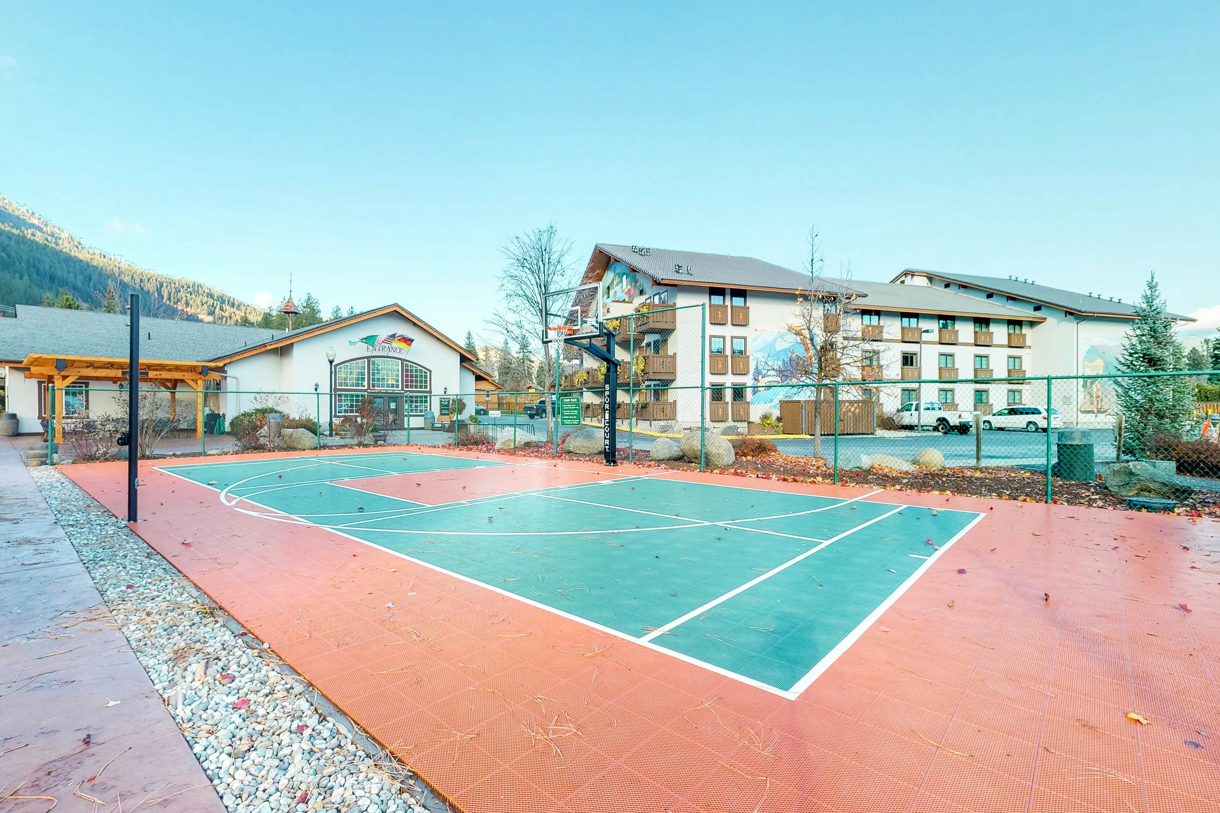 Icicle Village Resort 508 - Alpine Aurora