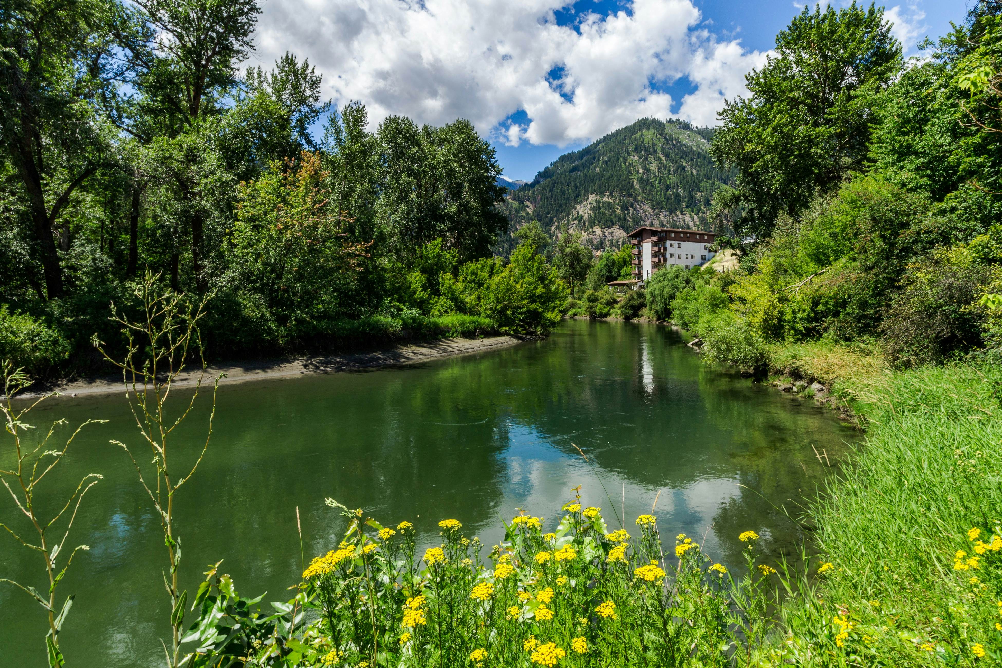 Icicle Village Resort 508 - Alpine Aurora