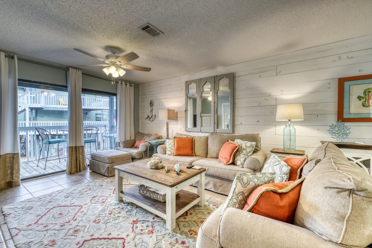Bayview 67 2 BD Orange Beach, AL Vacation Rental Vacasa