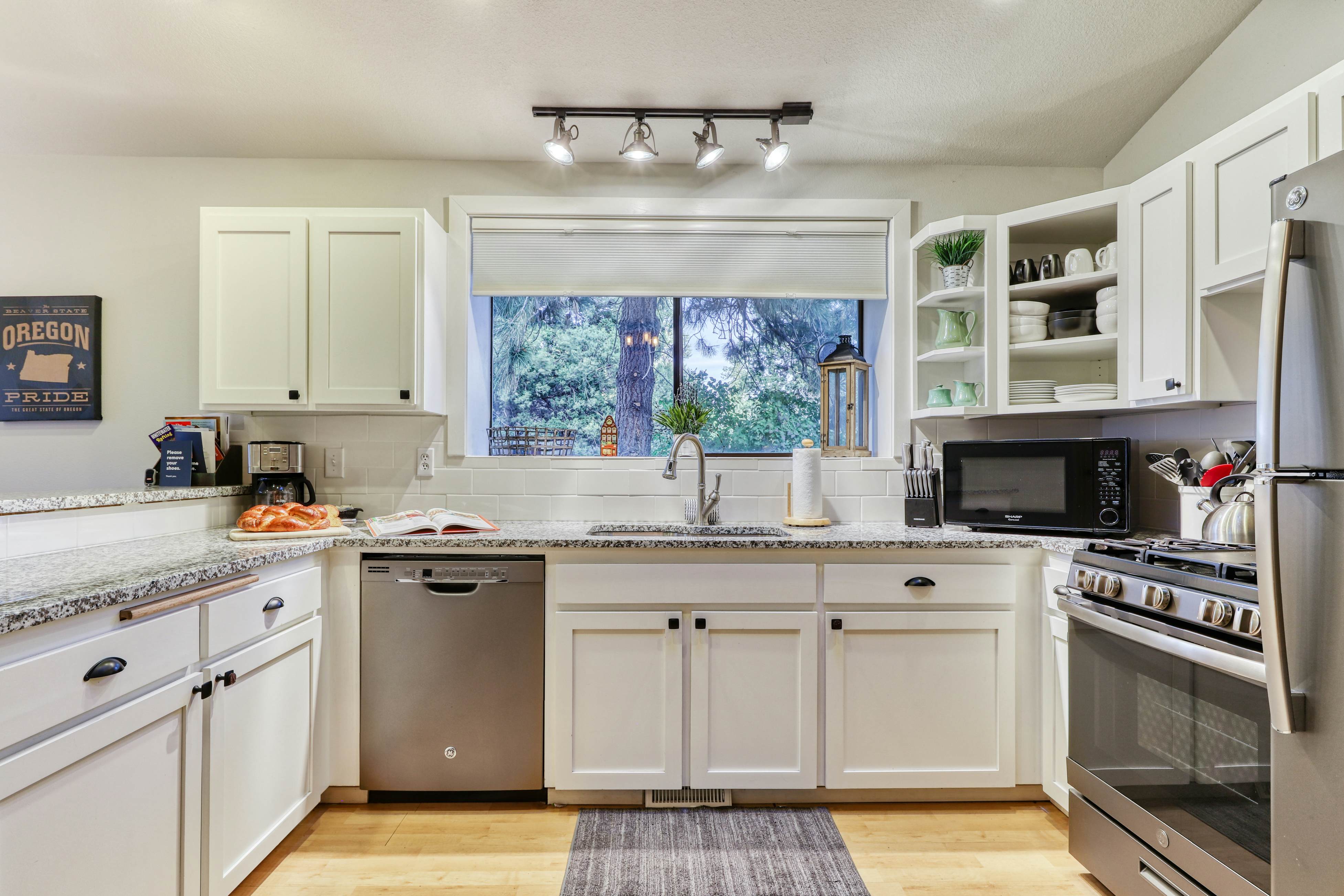 Perfectly Placed Plum Cottage