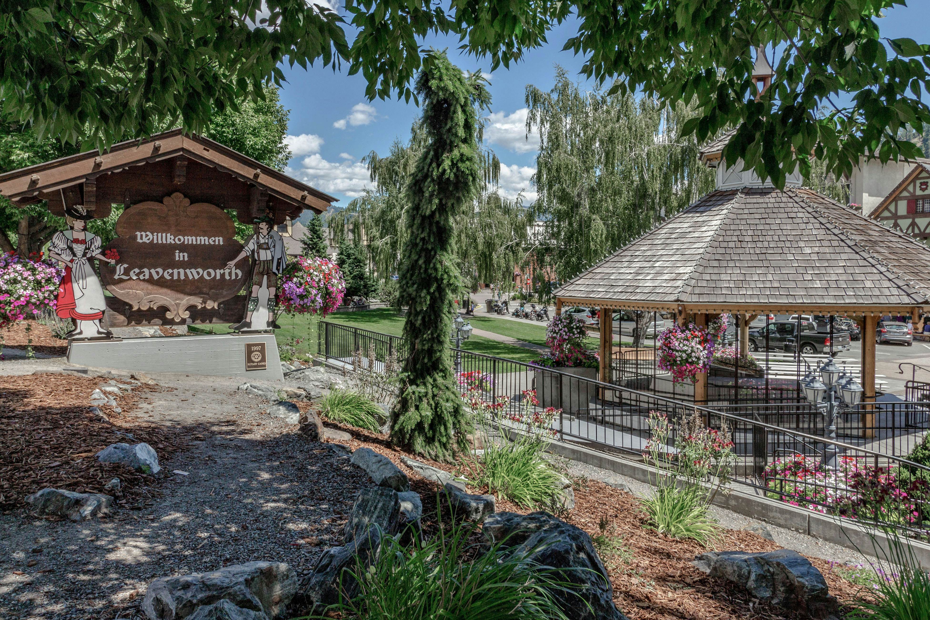 Icicle Village Resort 402 - Juniper Studio