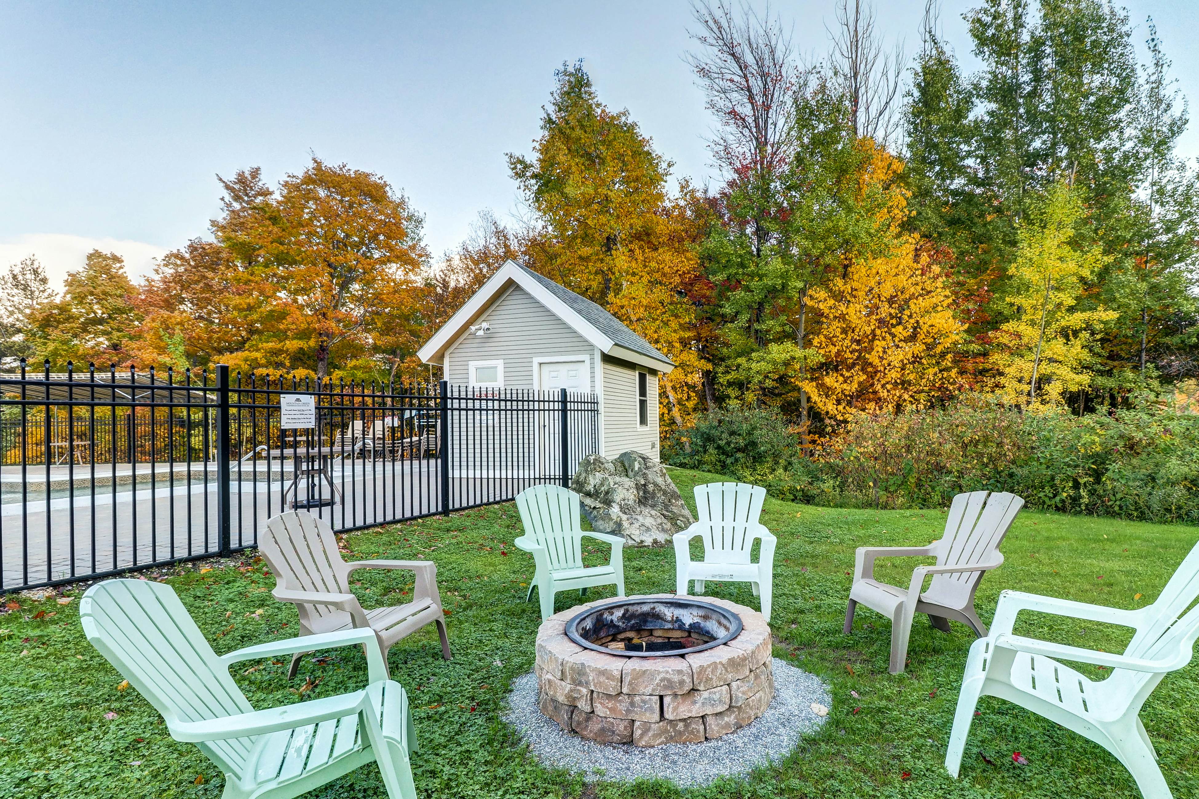 Mountain Green - 3E19