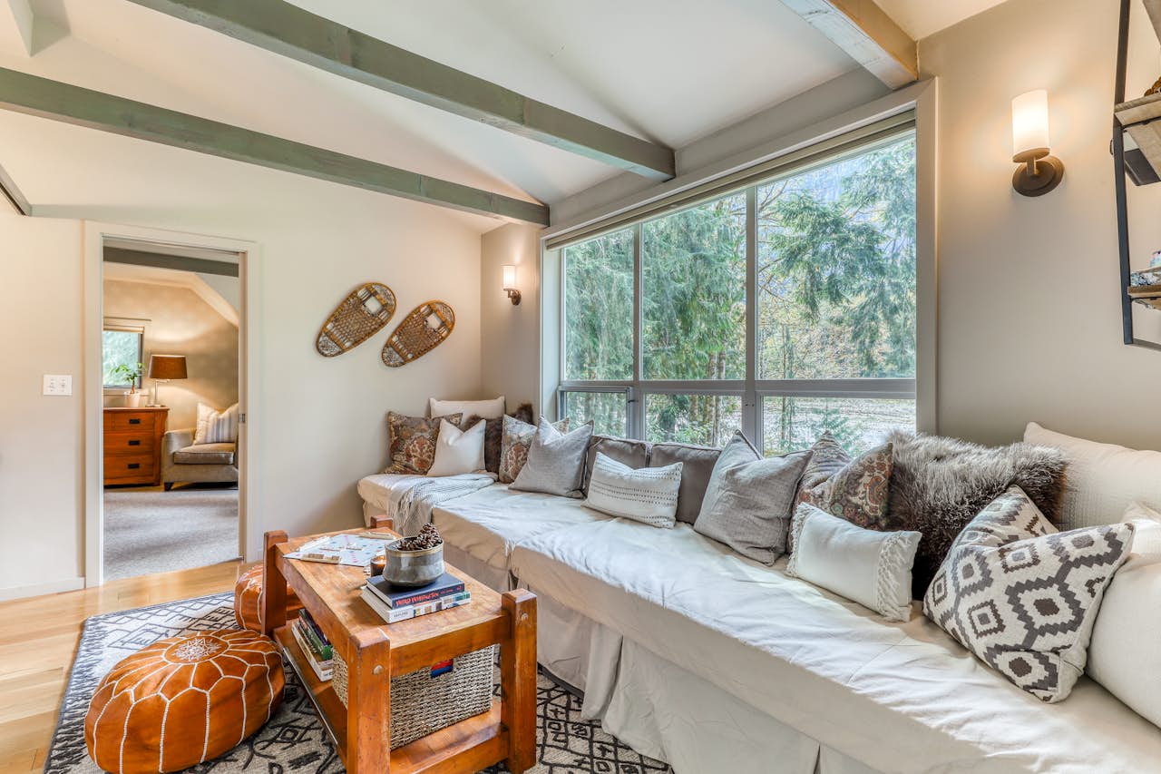 Timber Creek Cabin 3 BD Vacation Rental in Index, WA Vacasa