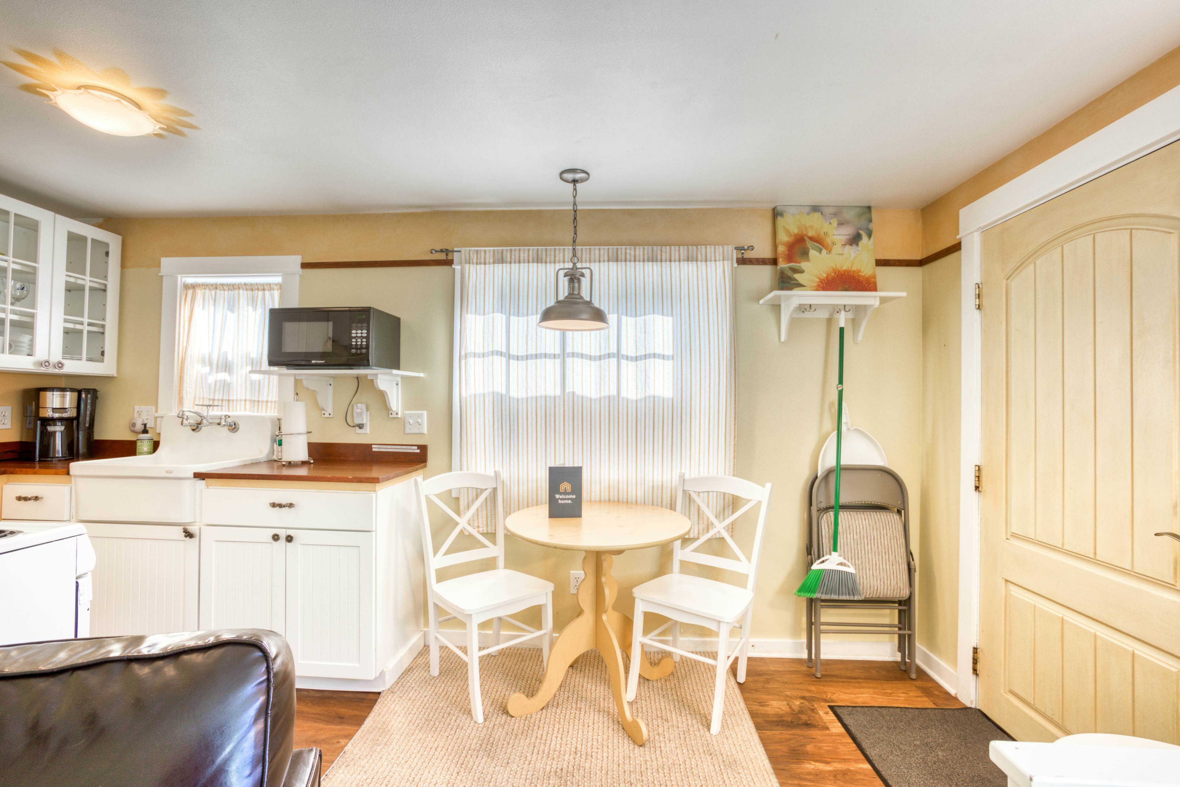 Hidden Villa Cottage #5 - The Sunflower Cottage