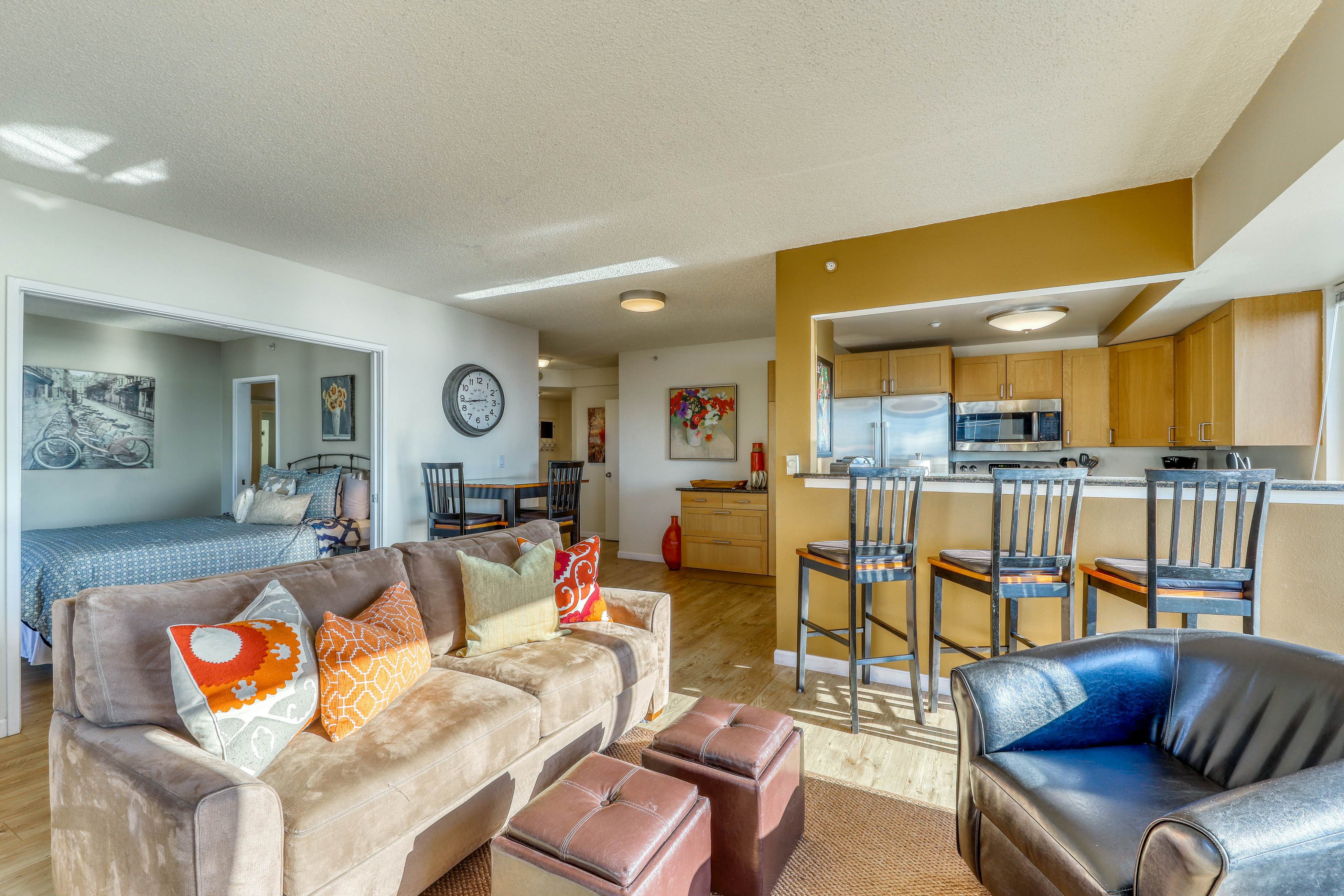 Newmark Tower Soundview Suite