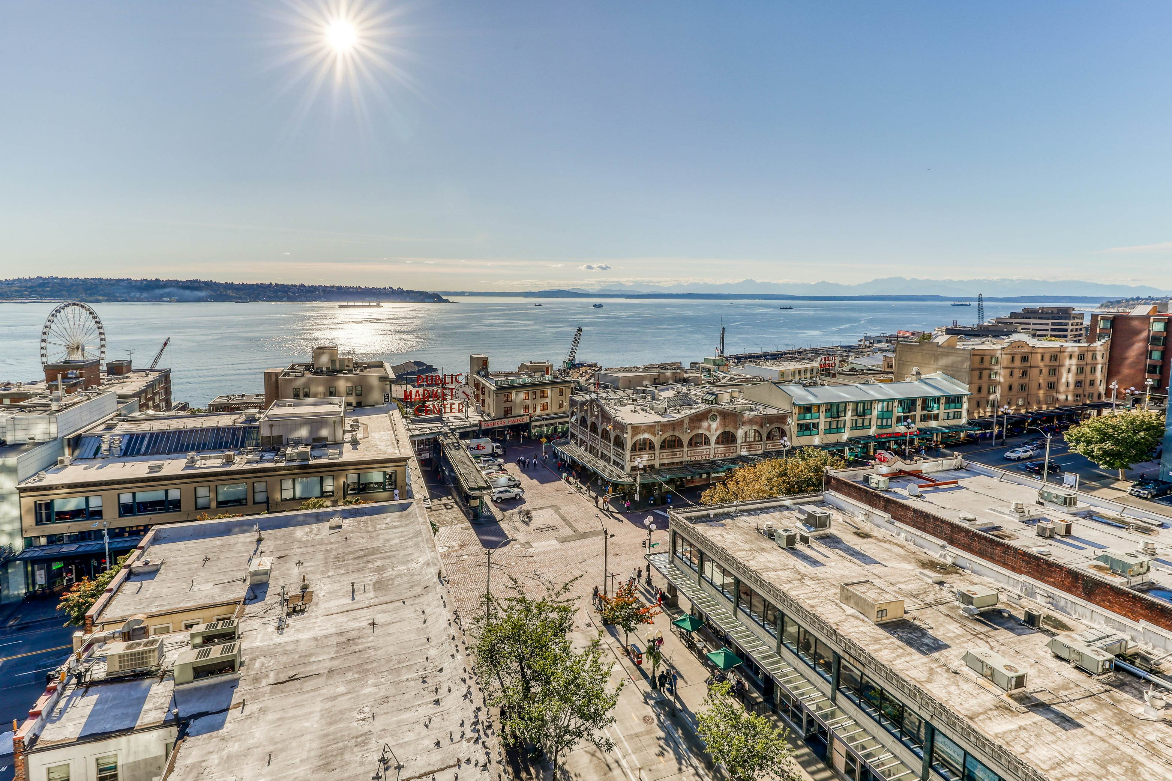 Newmark Tower Soundview Suite