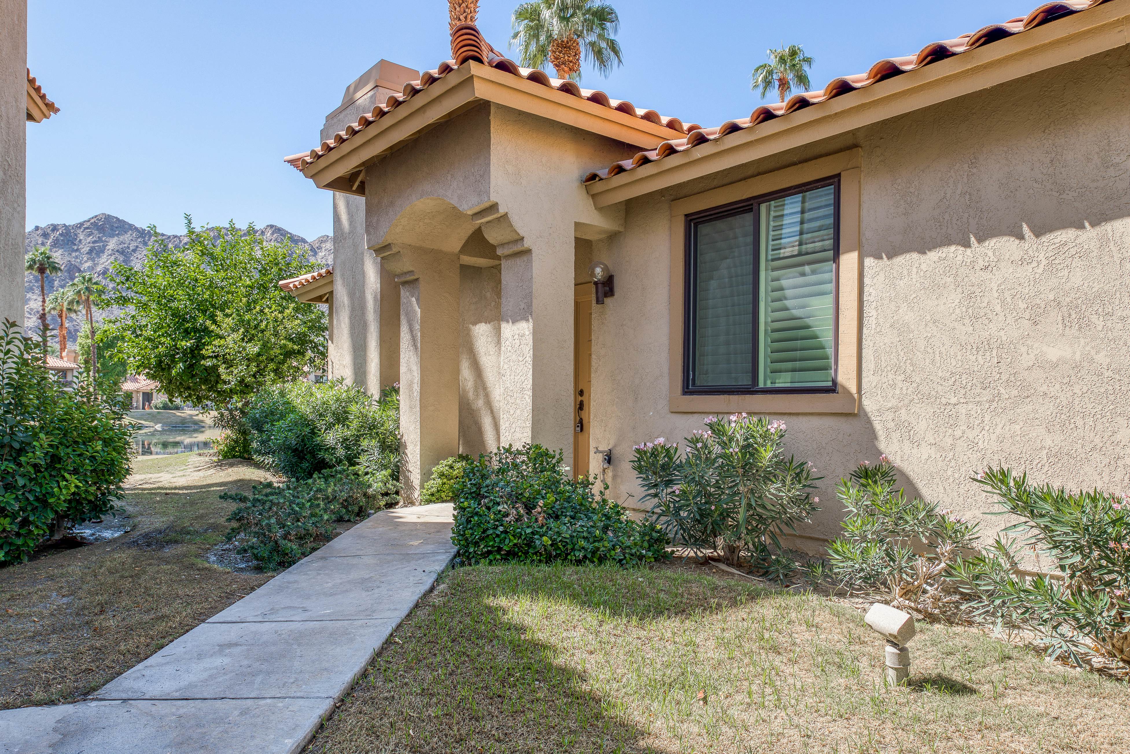 Mountain View Escape