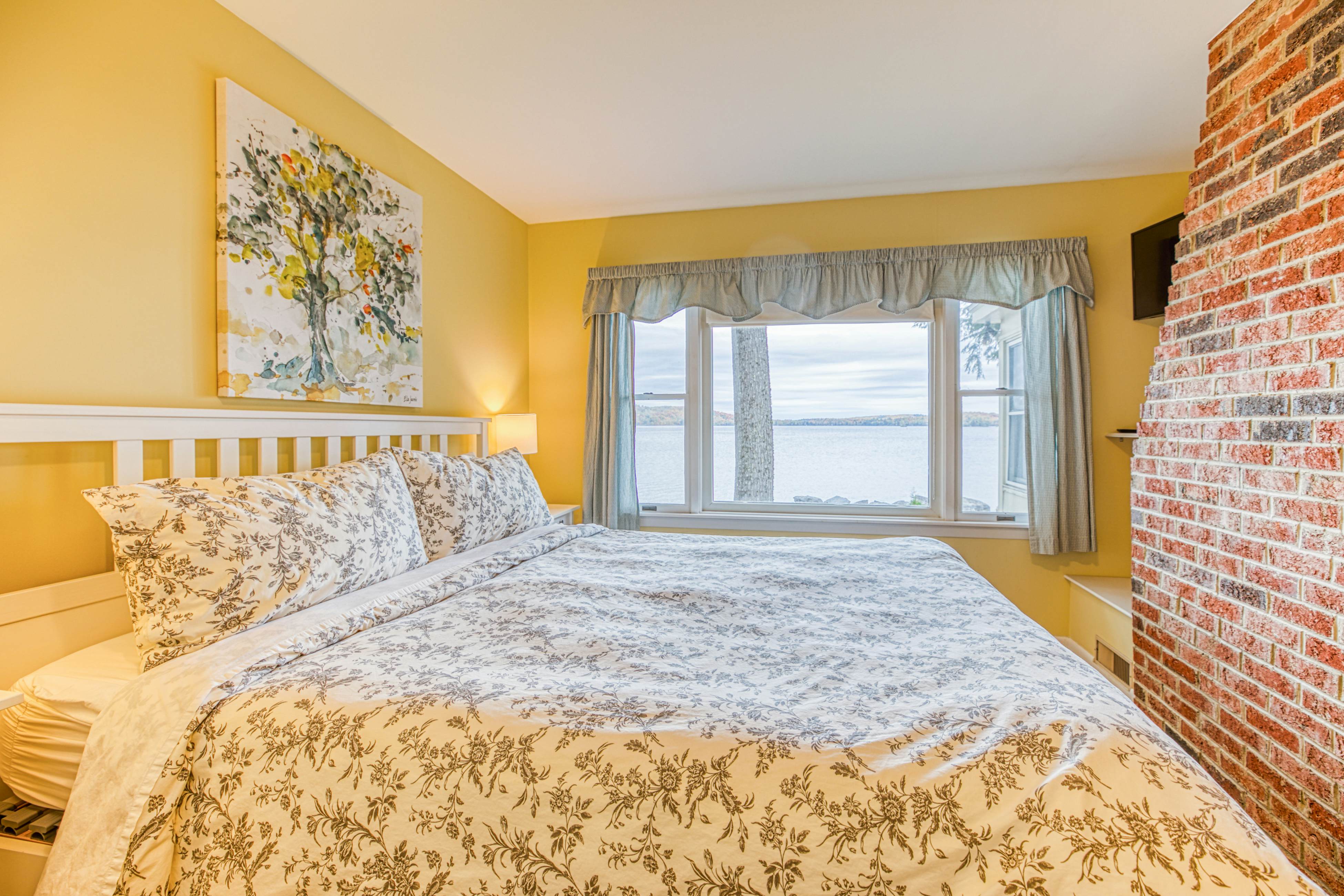 White Lobster Cottage