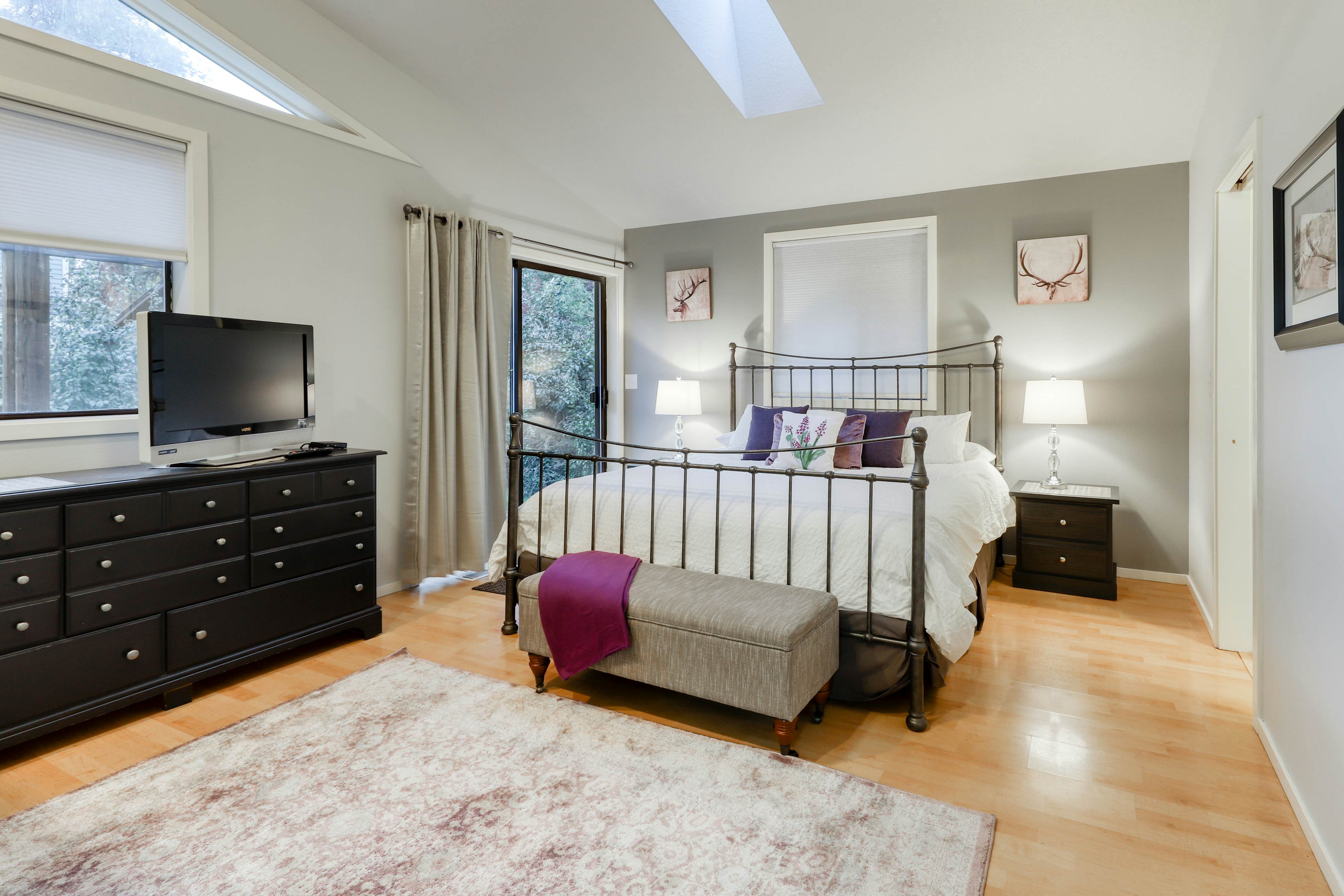 Perfectly Placed Plum Cottage