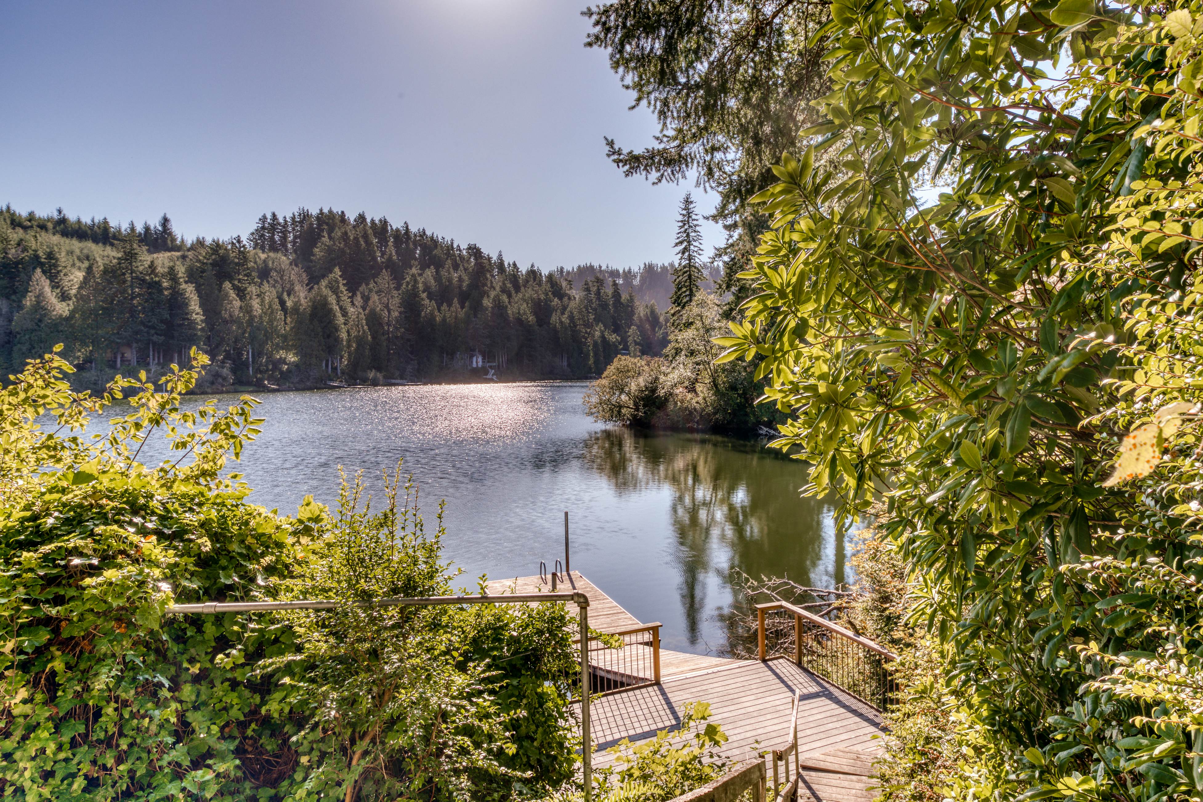 Rustic Retreat on Mercer Lake 2 BD Vacation Rental in Florence, OR
