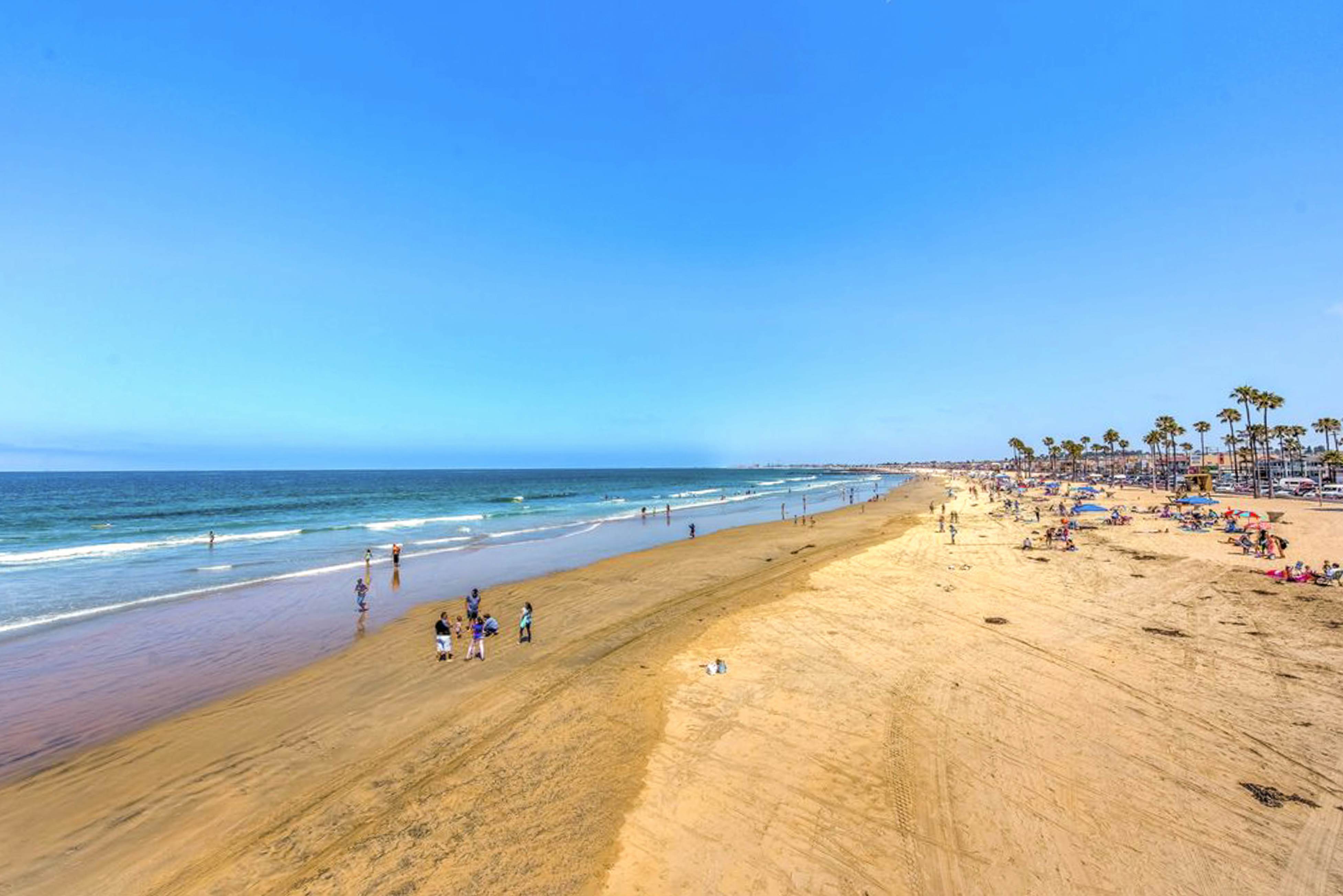 Newport Vacation Memories -Upstairs