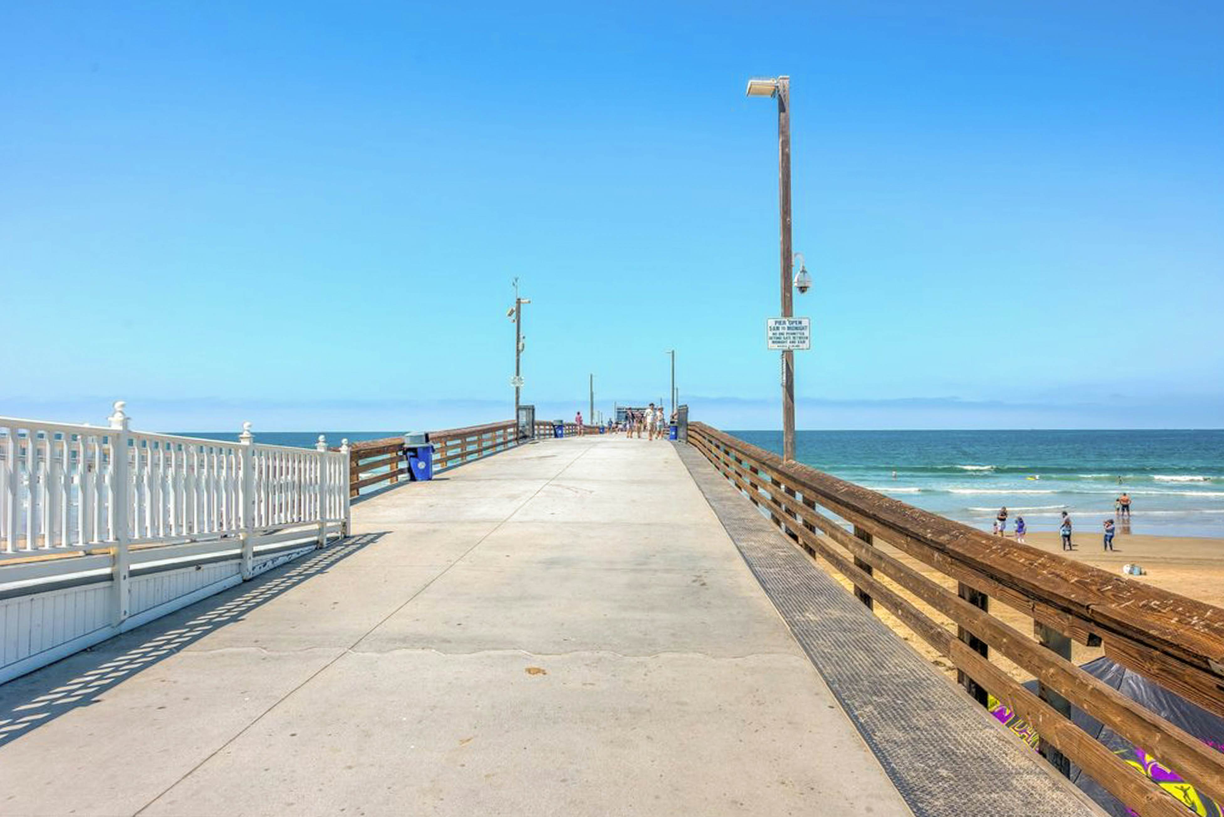 Newport Vacation Memories -Downstairs