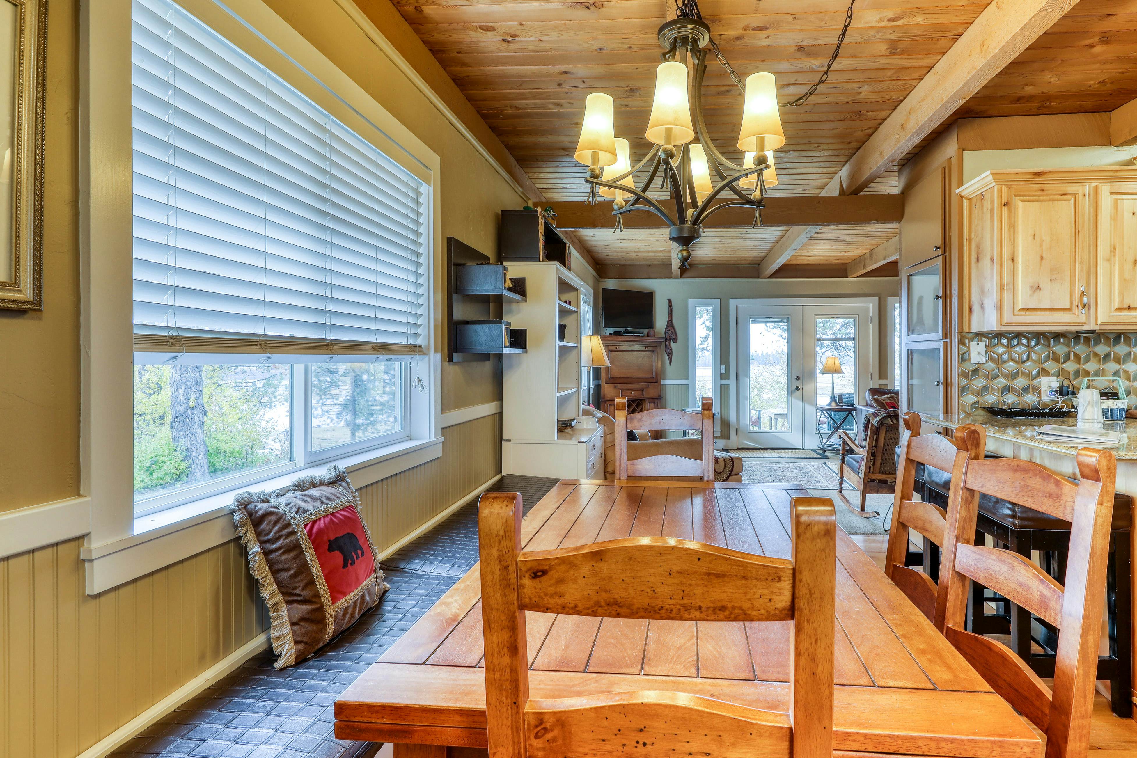 Paradise Cottage on the Lake 2 BD Donnelly, ID Vacation Rental Vacasa