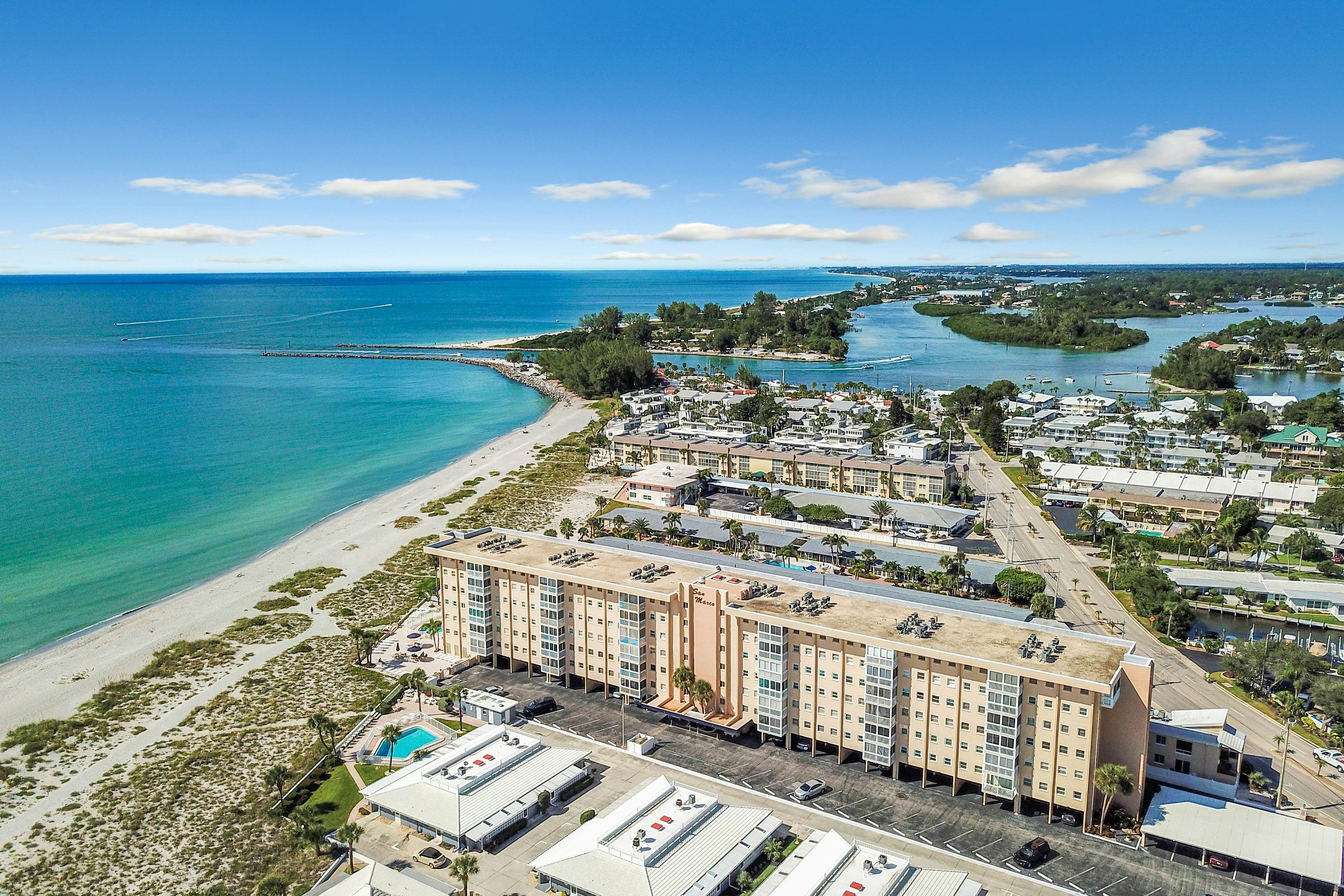 Venice Vacation Rentals, Beachfront Rentals, Condos Vacasa