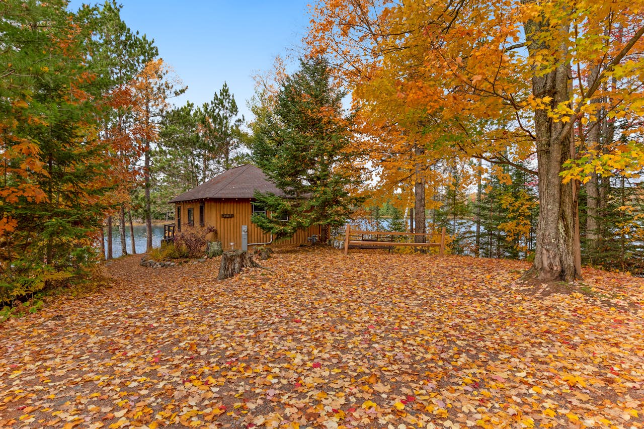 Point Cabin 3 BD Vacation Rental in Presque Isle, WI Vacasa