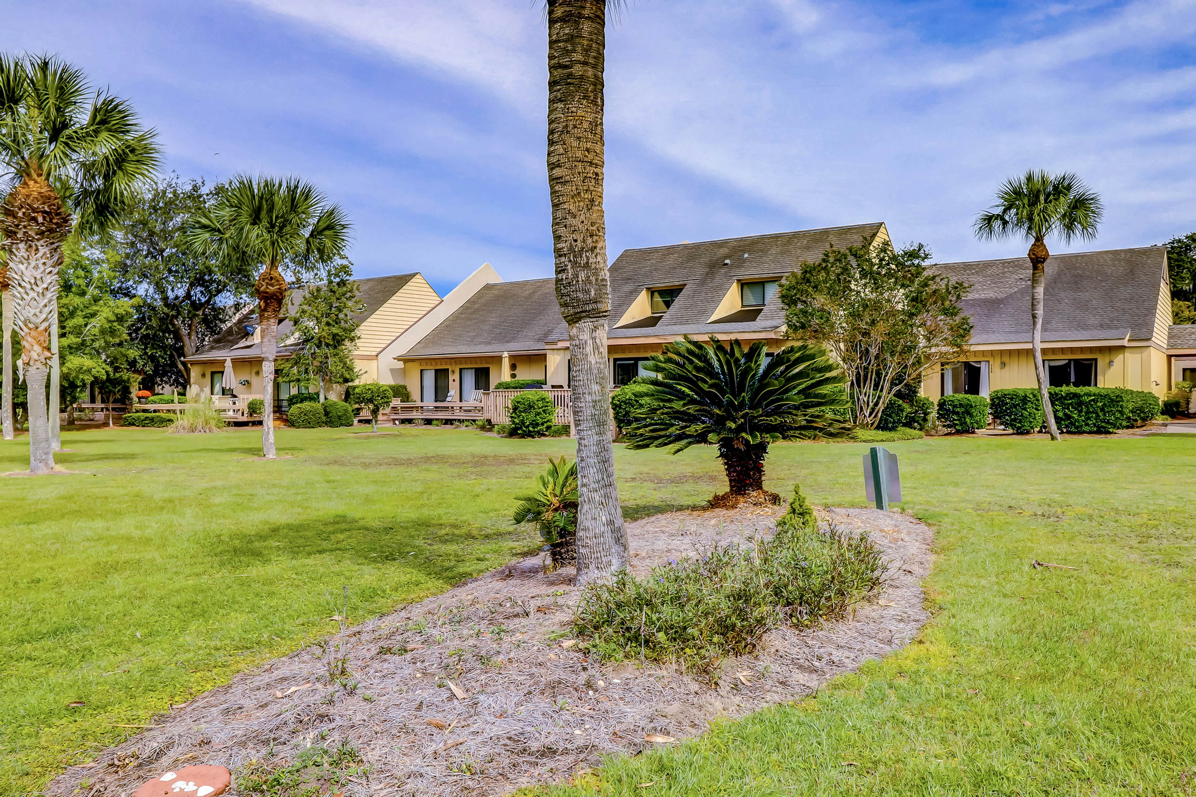 Queens Grant 768 2 BD Vacation Rental in Hilton Head, SC Vacasa