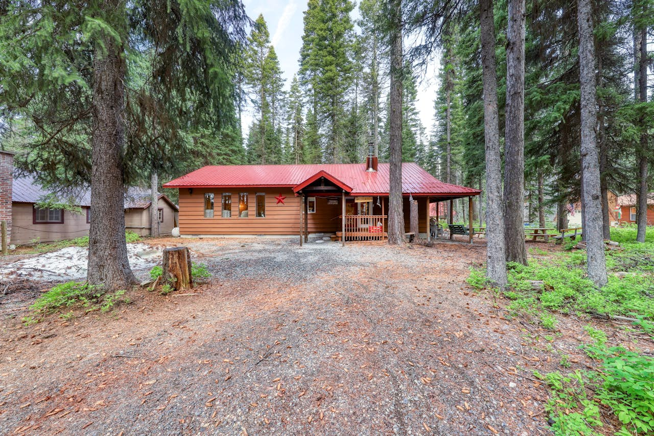 Awesome Payette Lake Cabin 3 BD McCall, ID Vacation Rental Vacasa