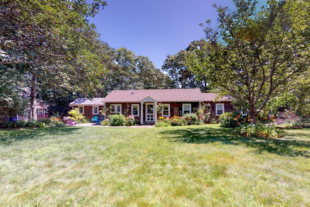 Falmouth Vacation Rentals Cottage Rentals Vacasa