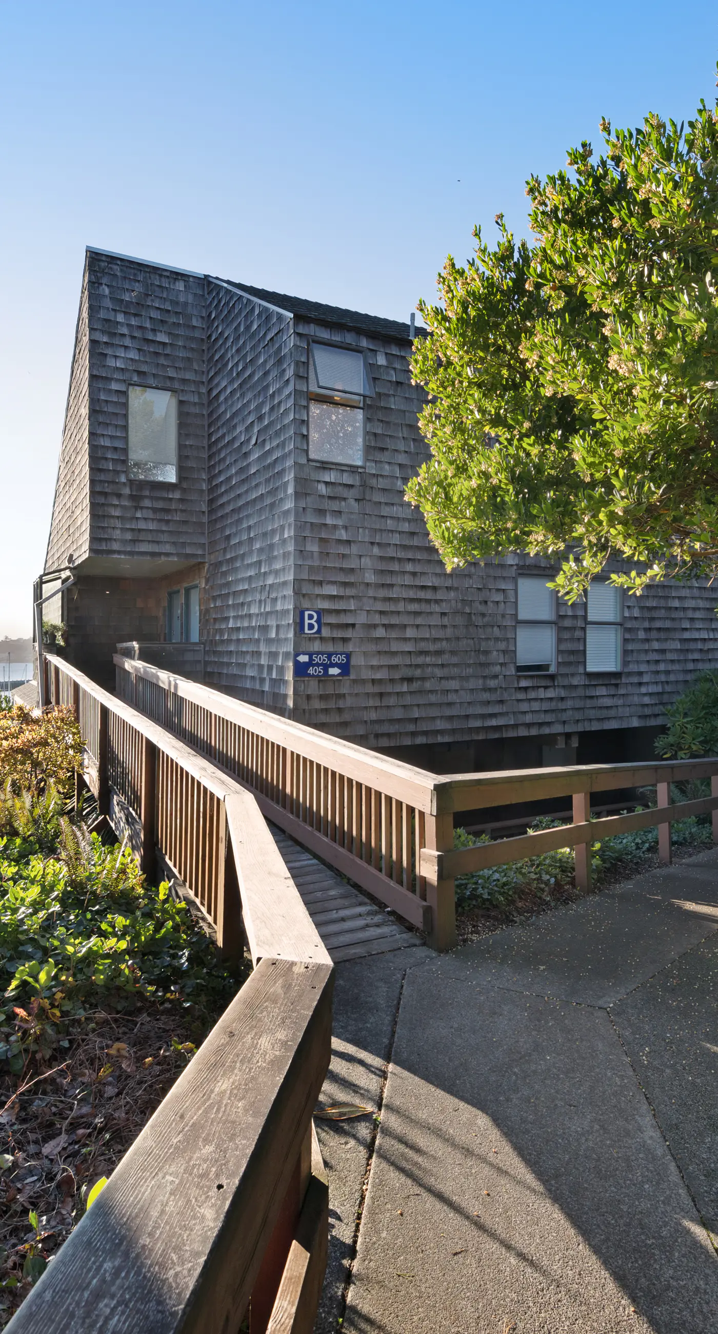 Embarcadero Bay View B405 2 BD Newport, OR Vacation Rental Vacasa
