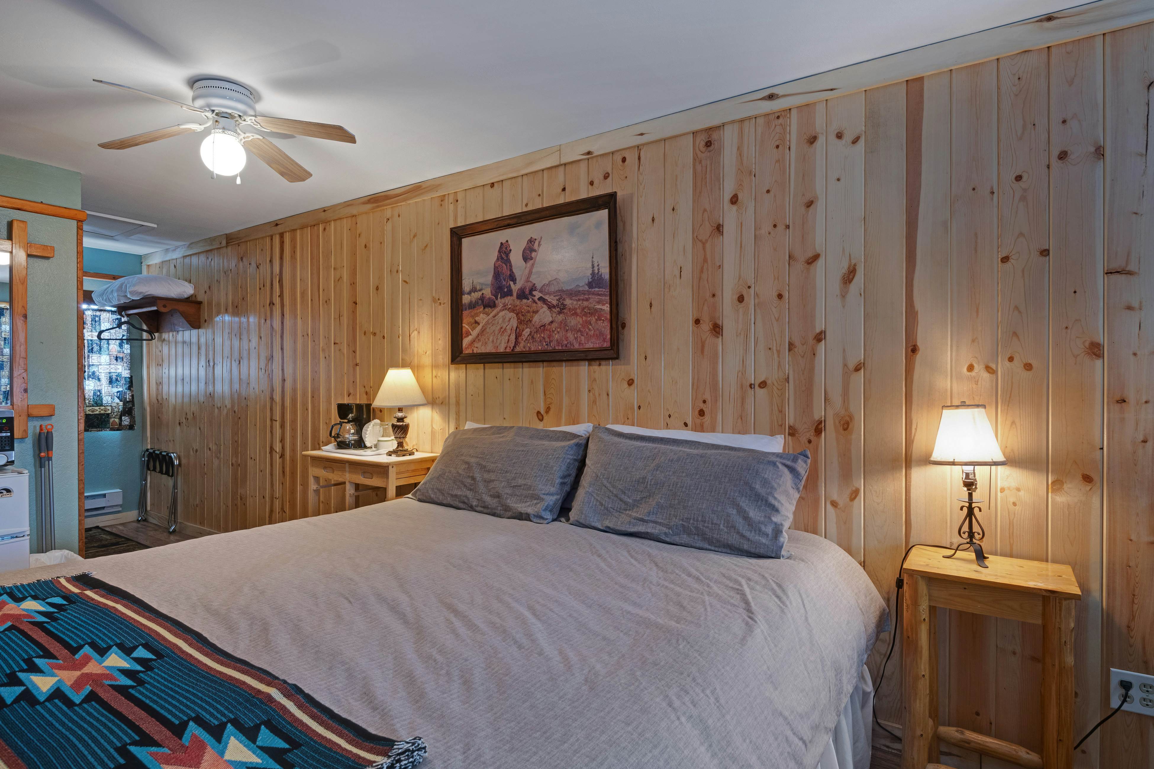 South Fork Colorado Cabins, Vacation Rentals Vacasa