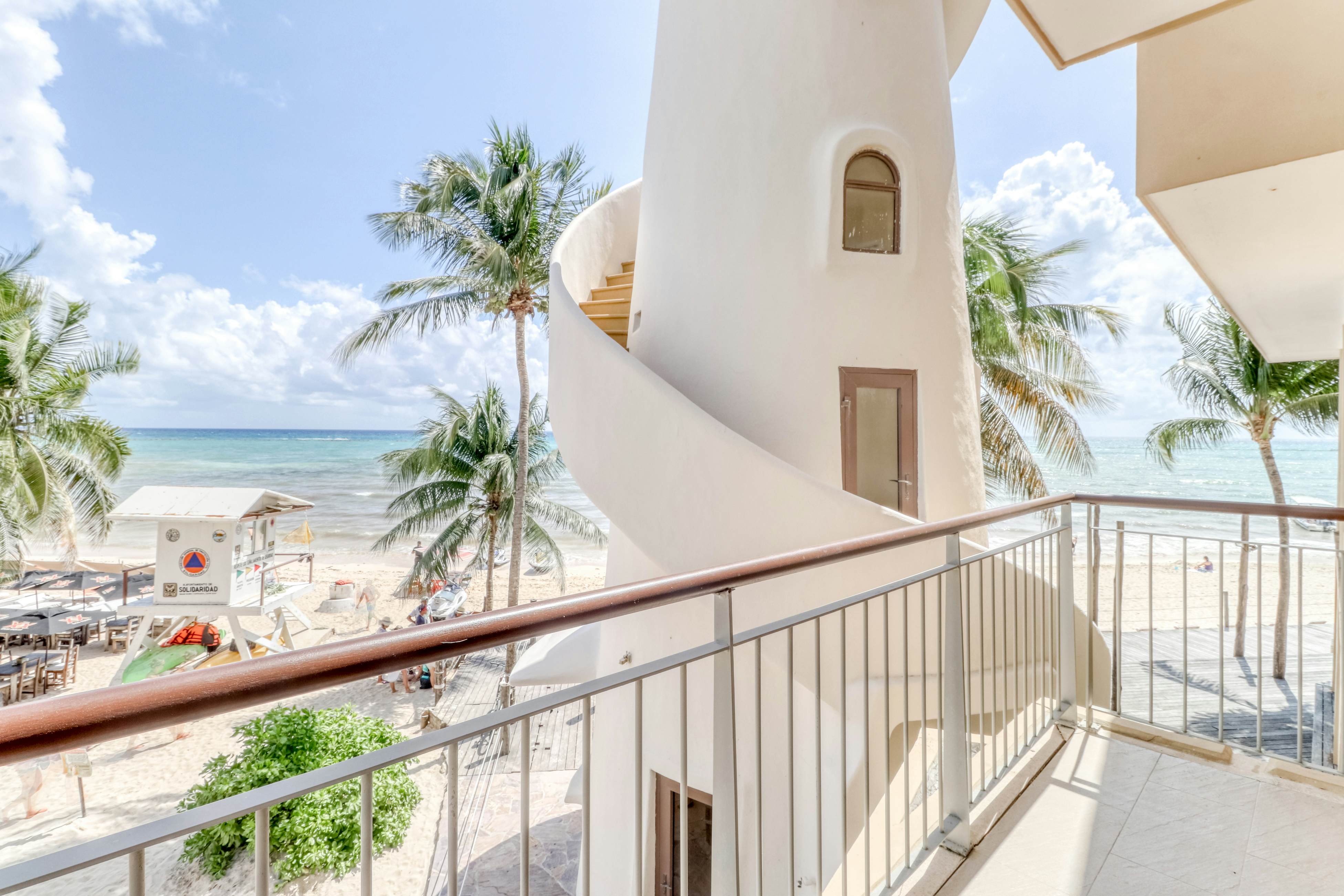 Residences El Faro, Surf 207