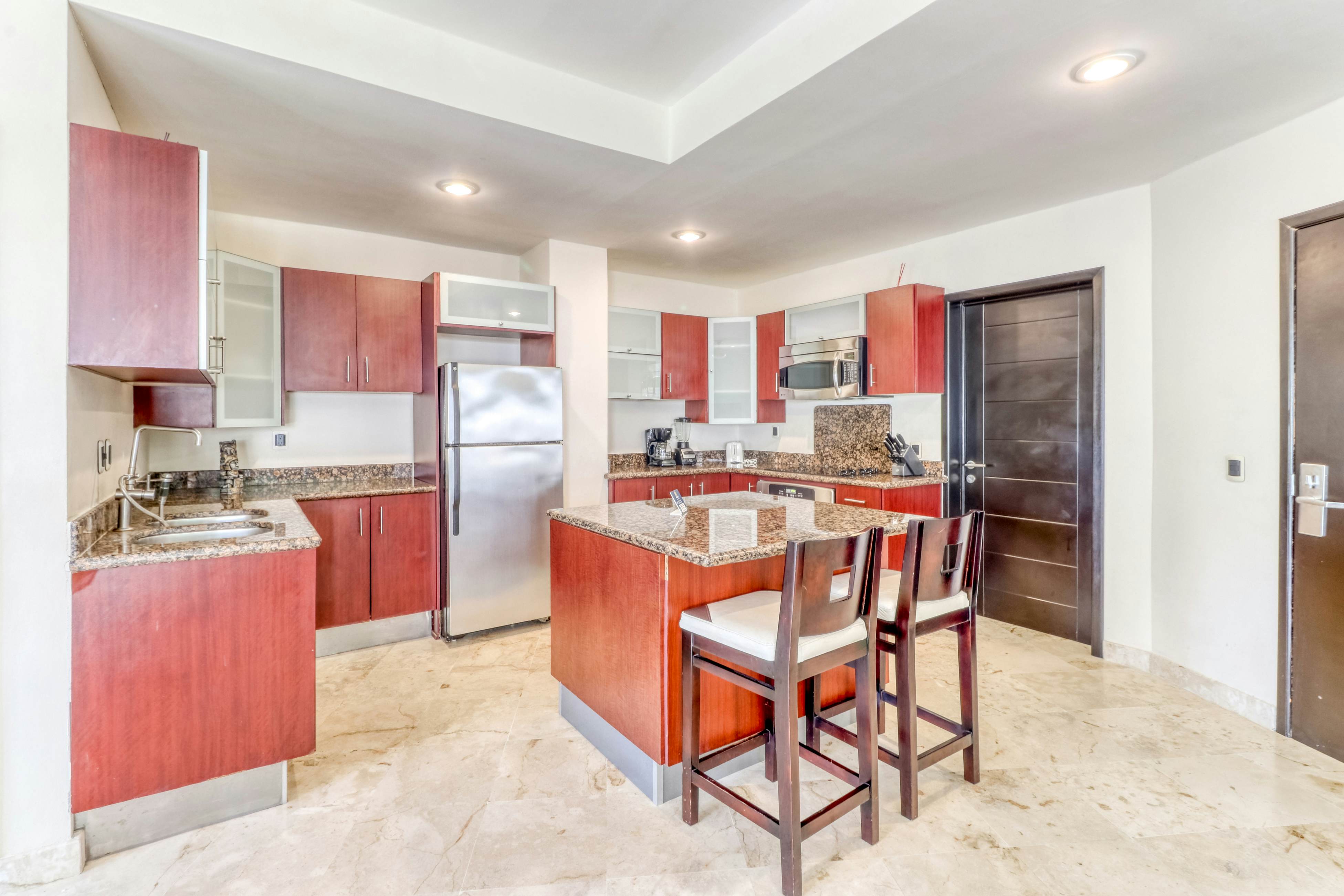 Residences El Faro, Surf 207