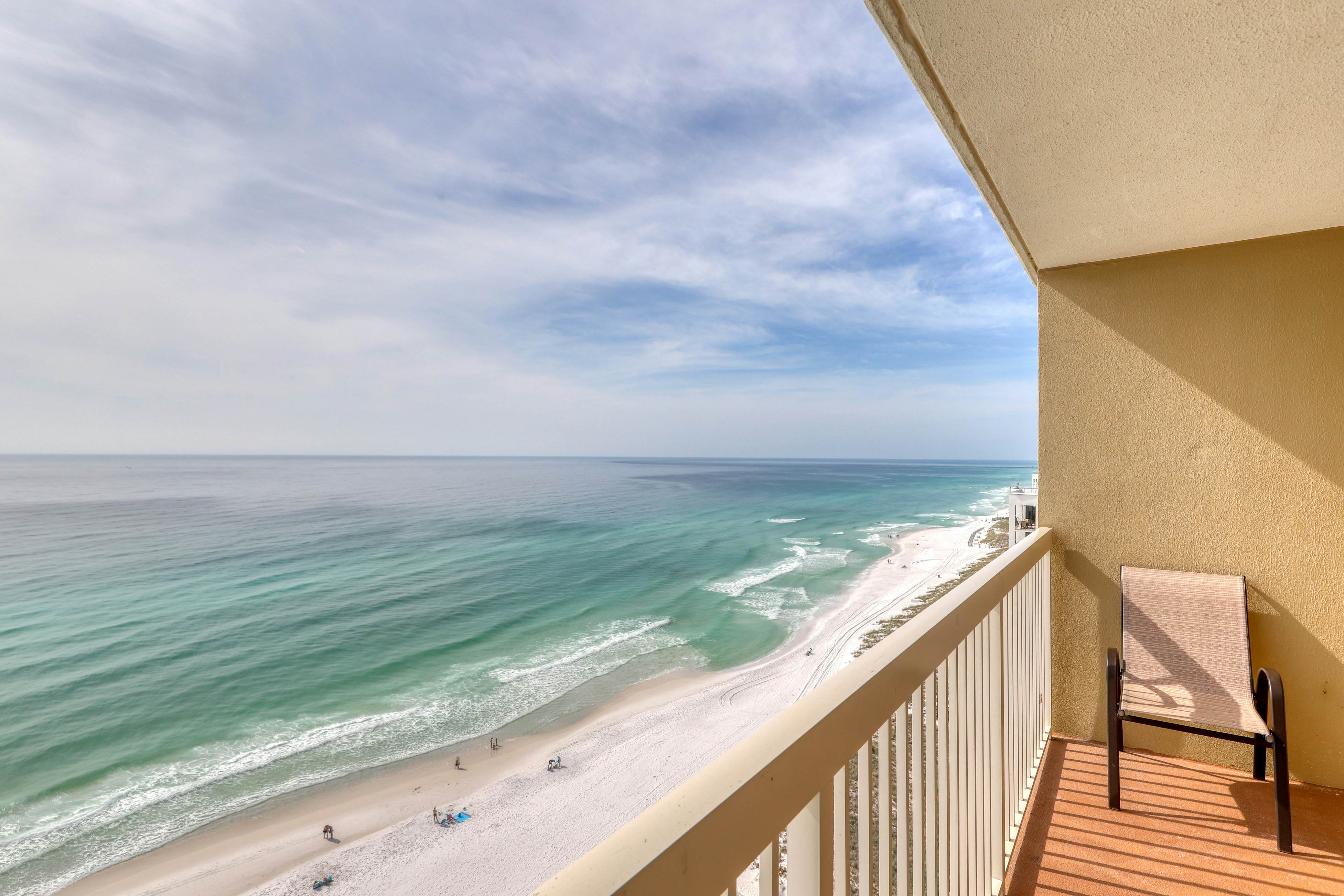 Pelican Beach Resort 1802