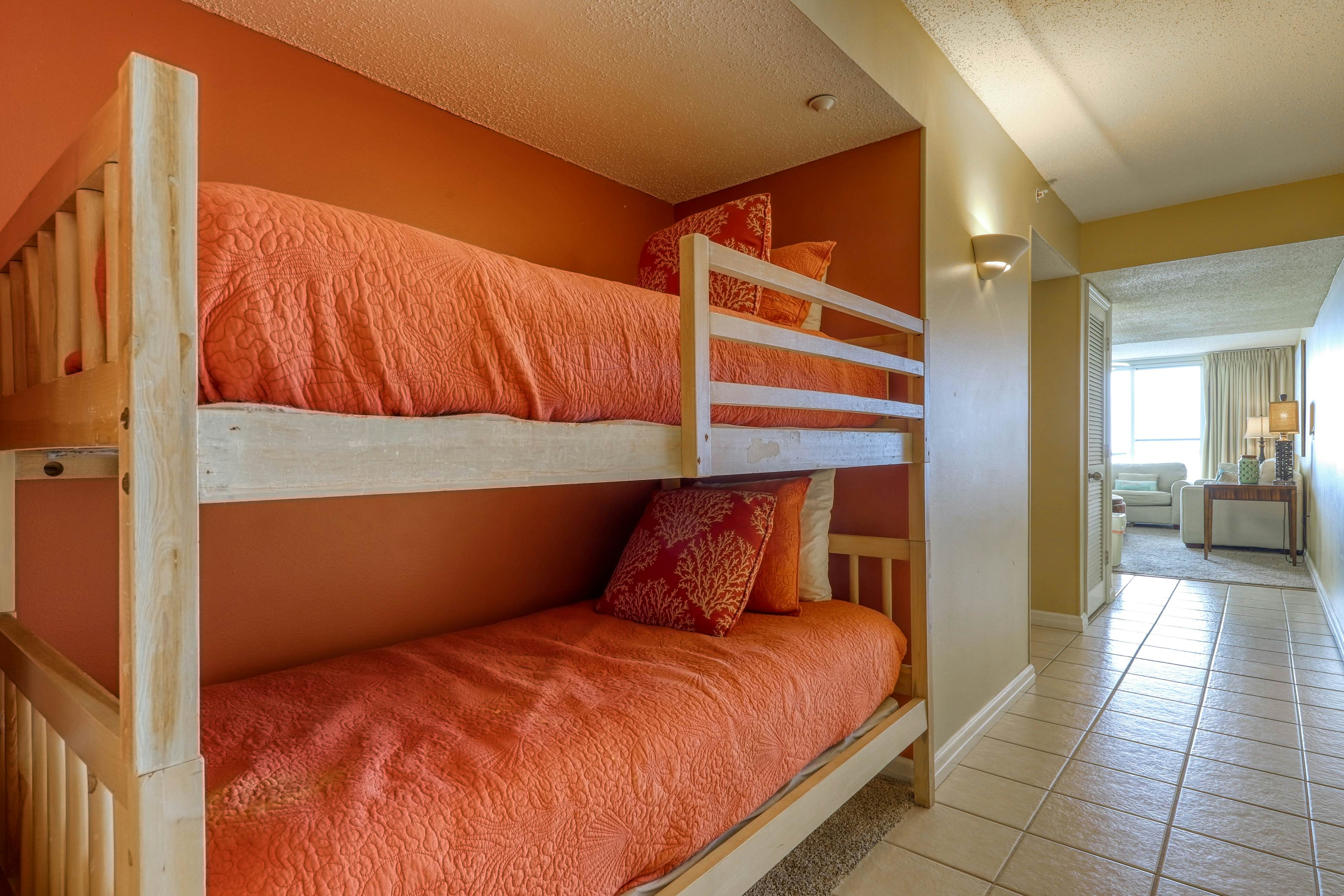 Pelican Beach Resort 1802