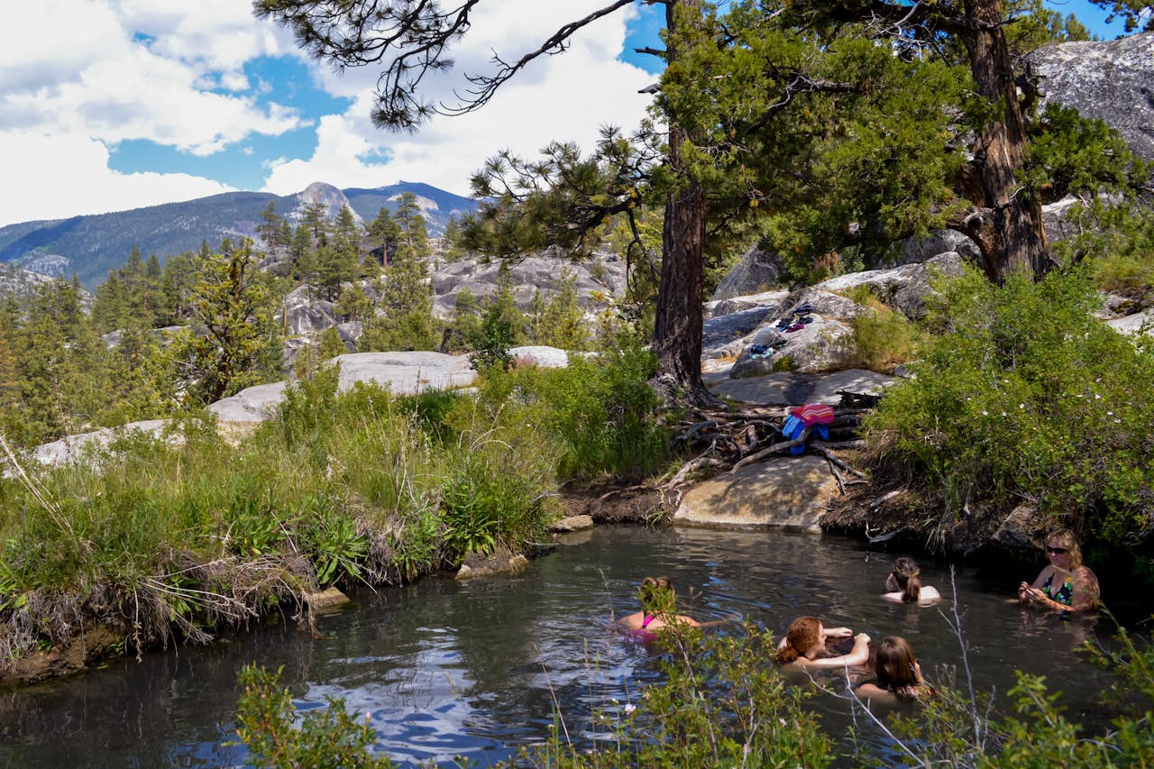 Blue Sky Cottage 3 BD Vacation Rental in Shaver Lake, CA Vacasa