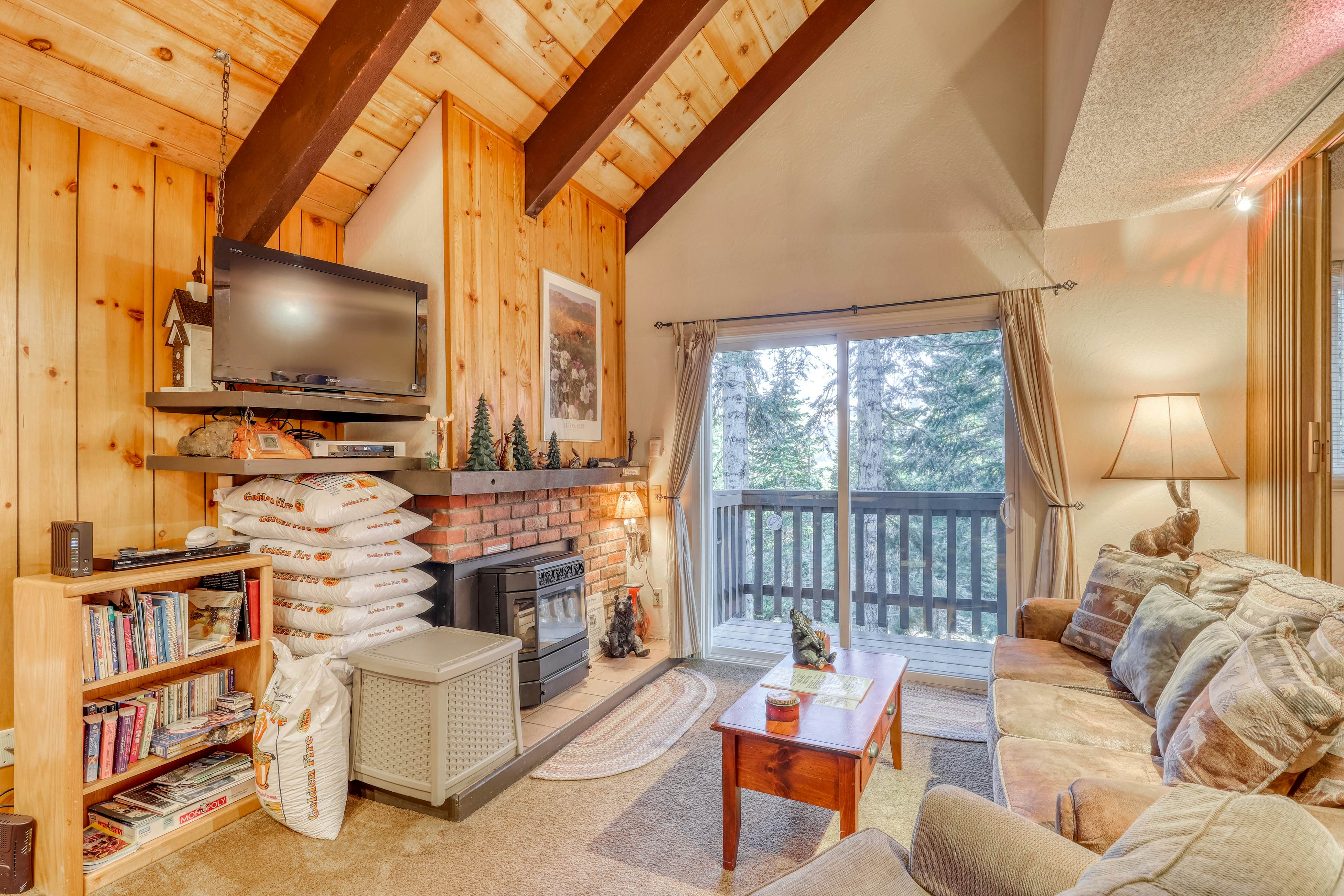 Mammoth View Villas 35