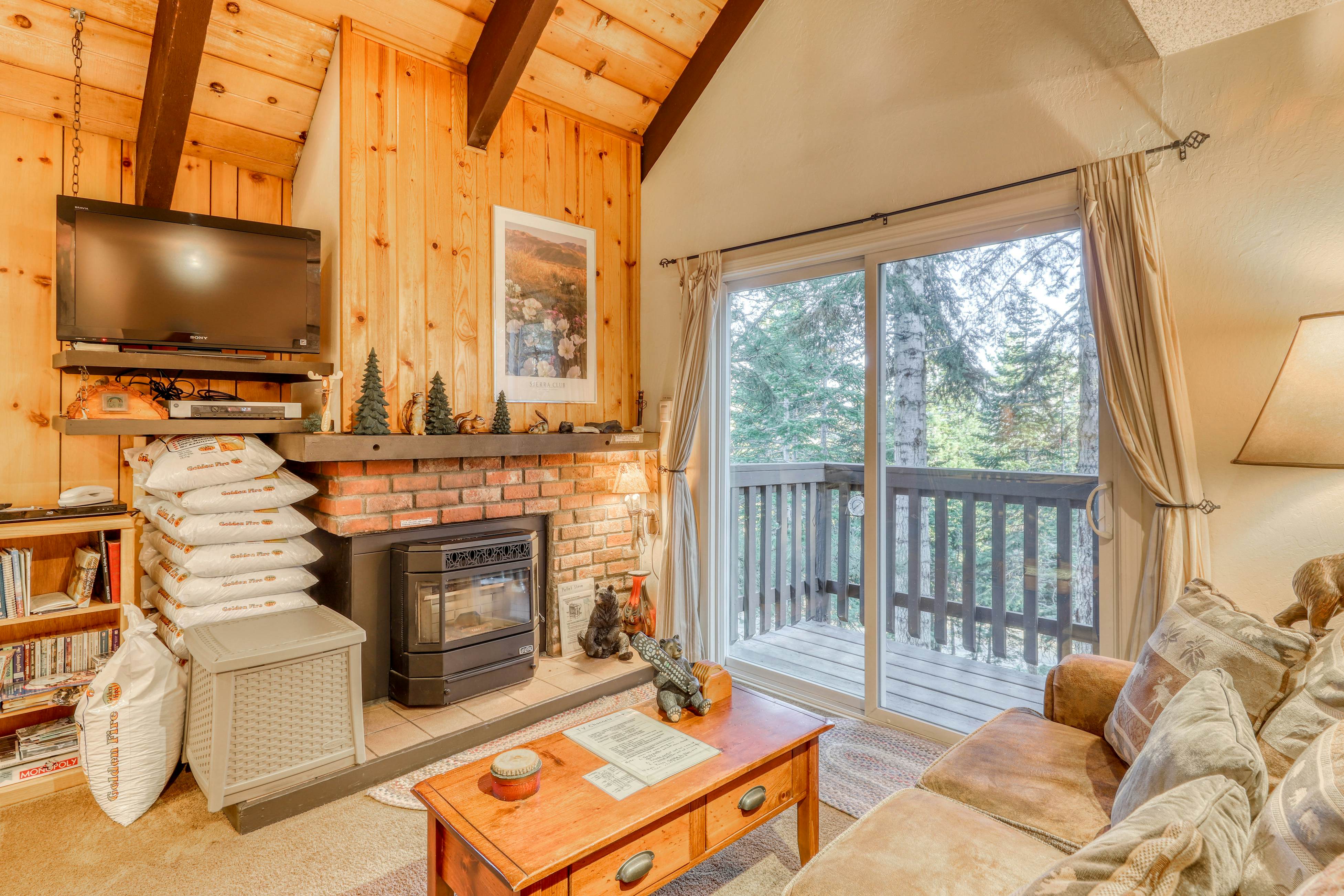 Mammoth View Villas 35