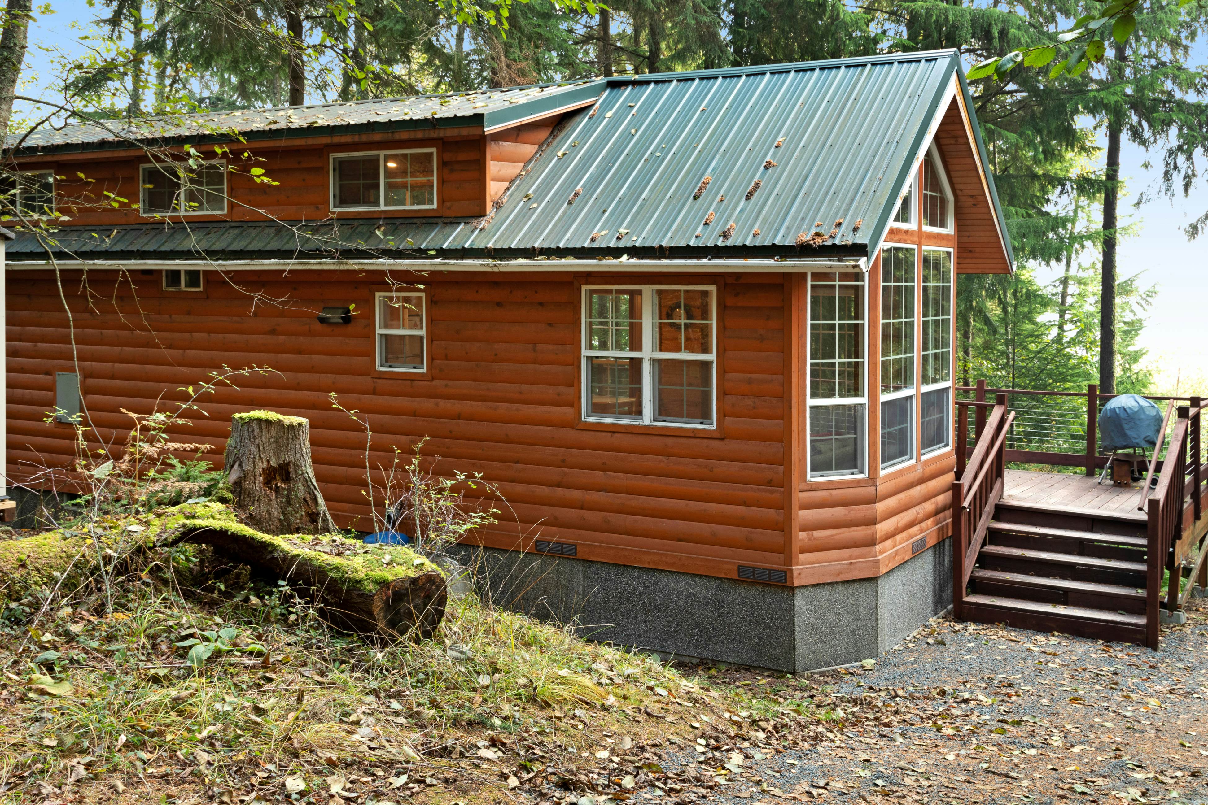 Racoon Retreat 1 BD Eastsound, WA Vacation Rental Vacasa