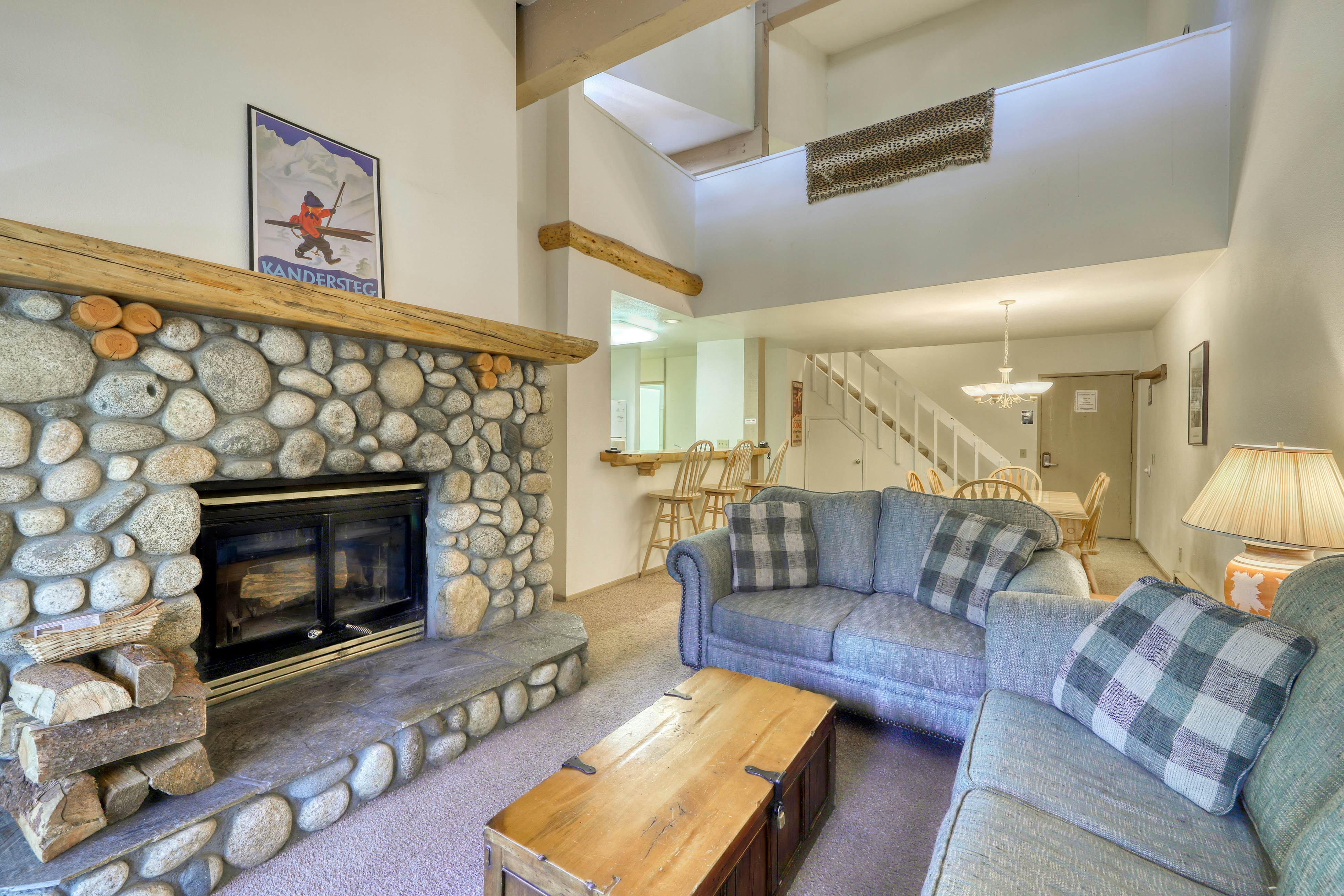 Mammoth Lakes Vacation Rentals, Cabin Rentals, Condo Rentals 