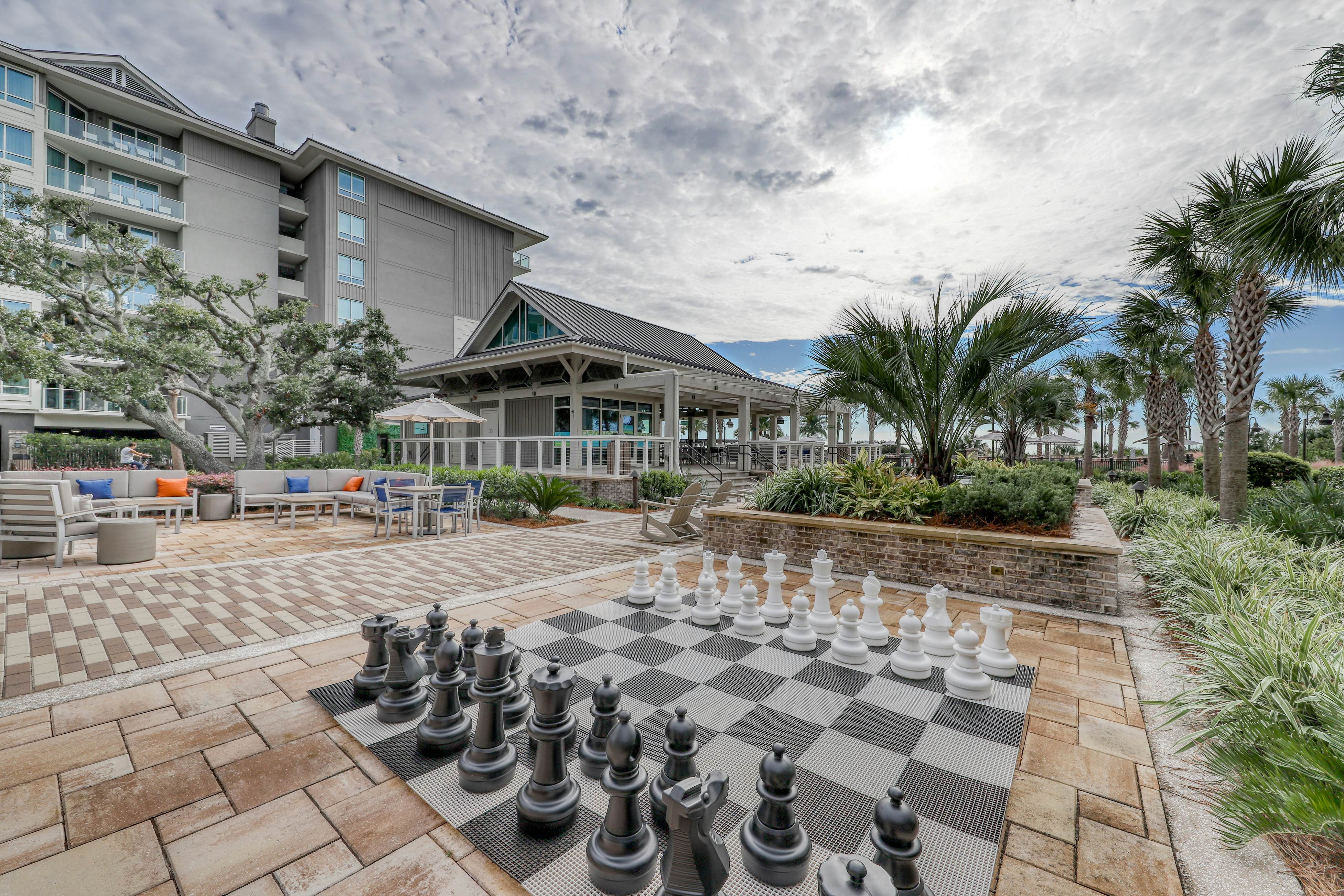 Carolina Beach Club 427 /  Pineapple