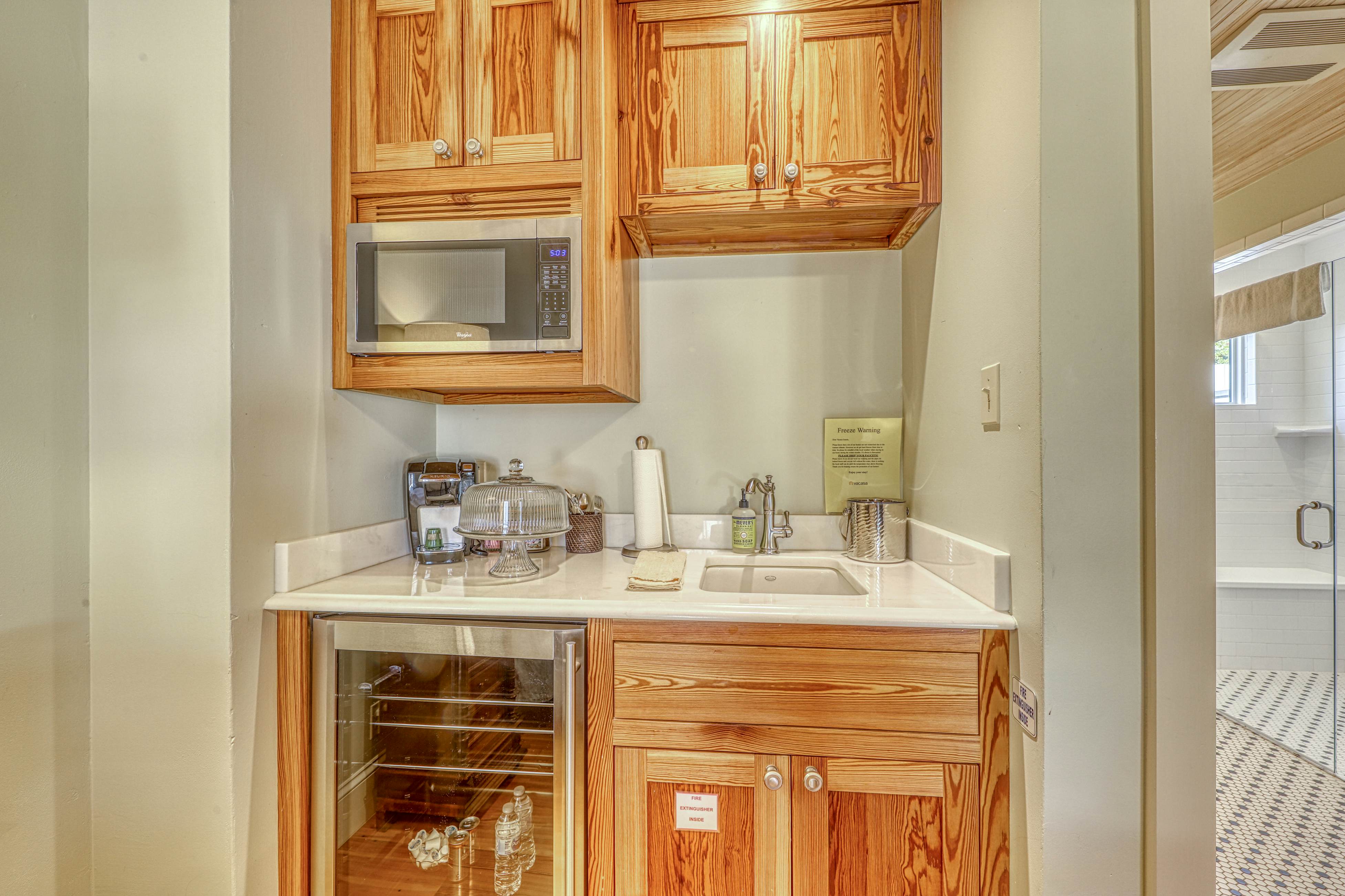 The Blacksmith Quarters on Barons Creek The Cornelia 1 BD