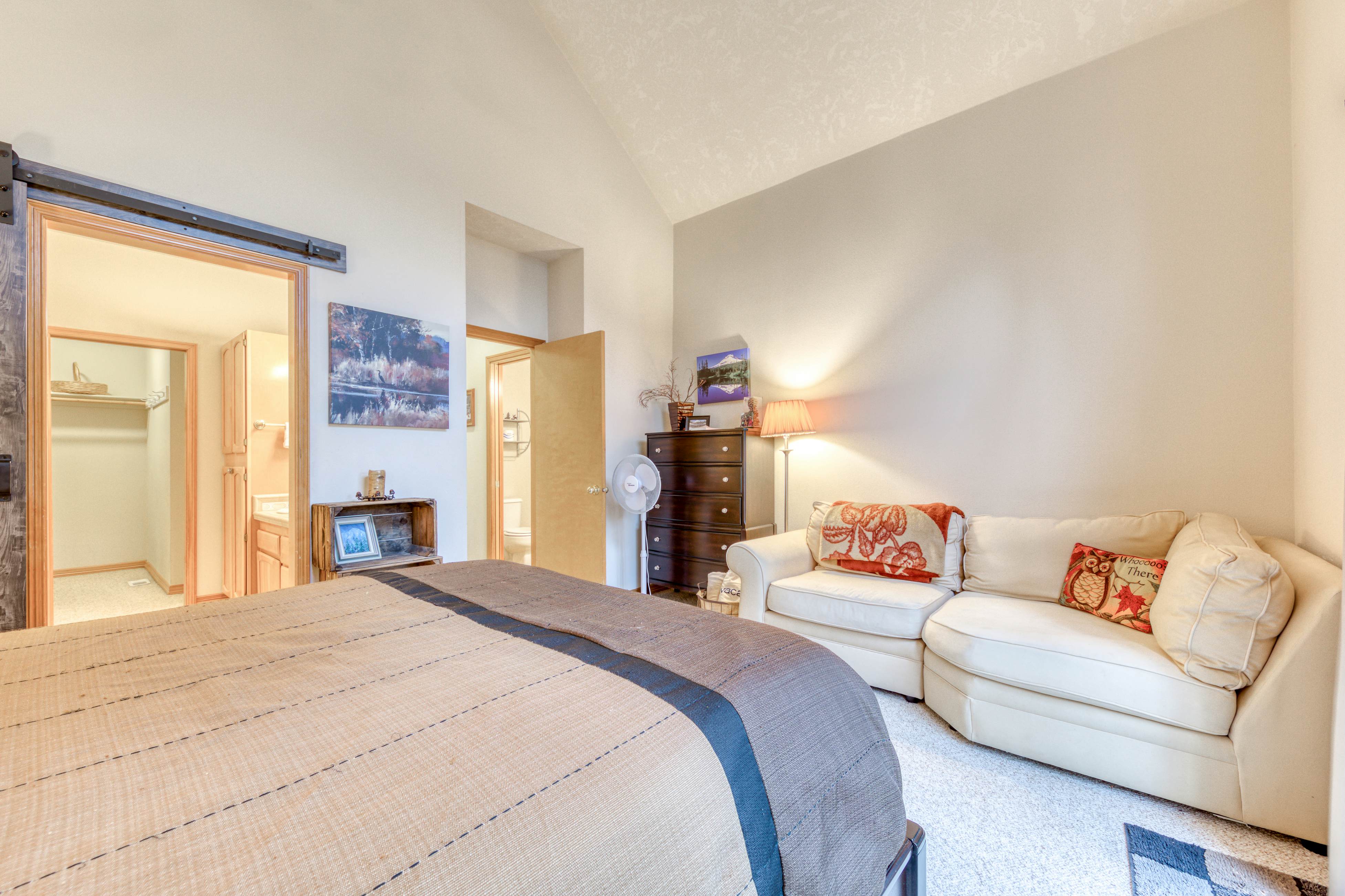 Clarks' Mountain Condo