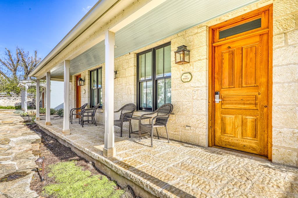 Blacksmith Quarters Cottages Vacation Rentals Vacasa