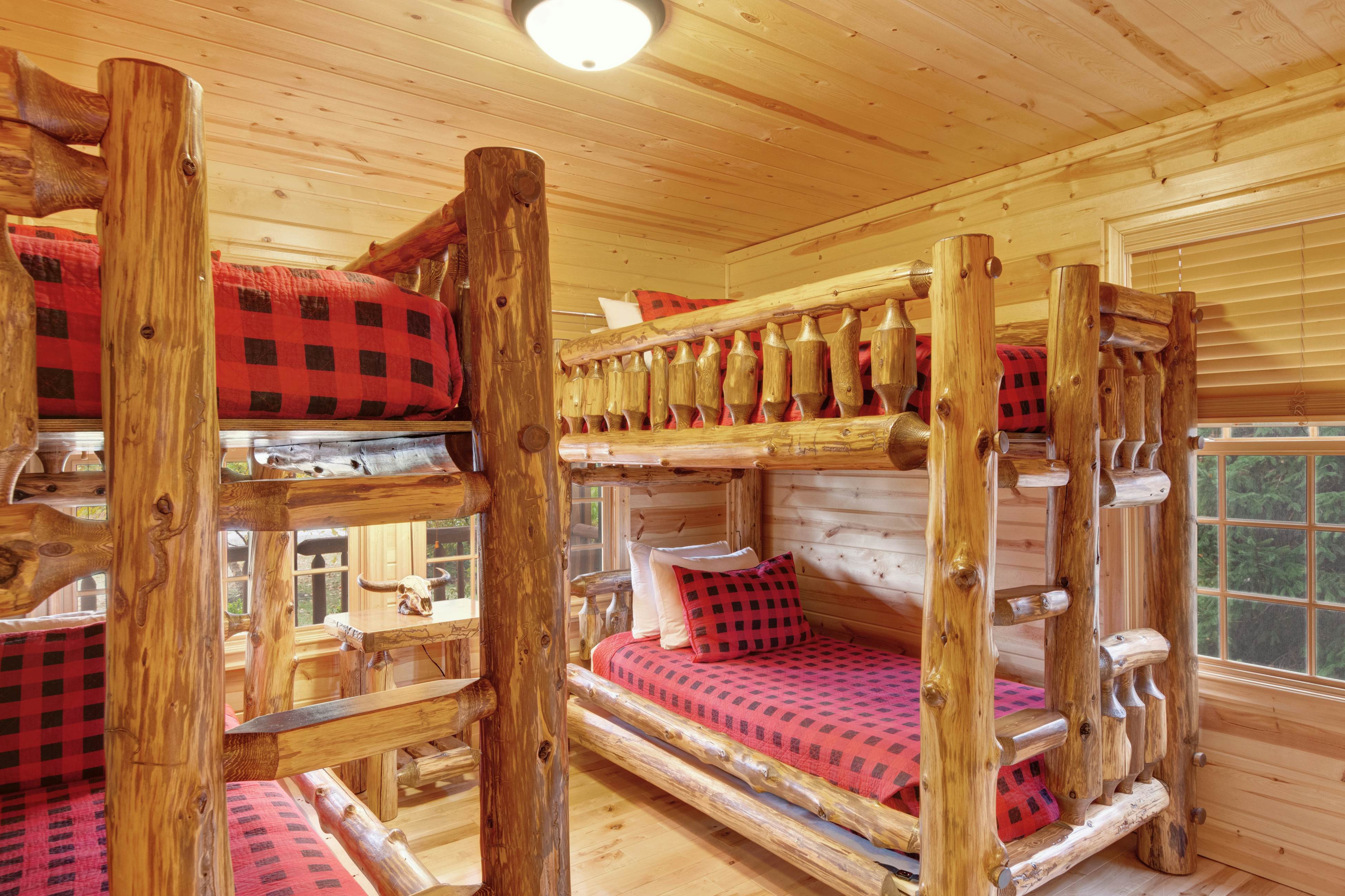 Kingfisher Cove Cabin 2