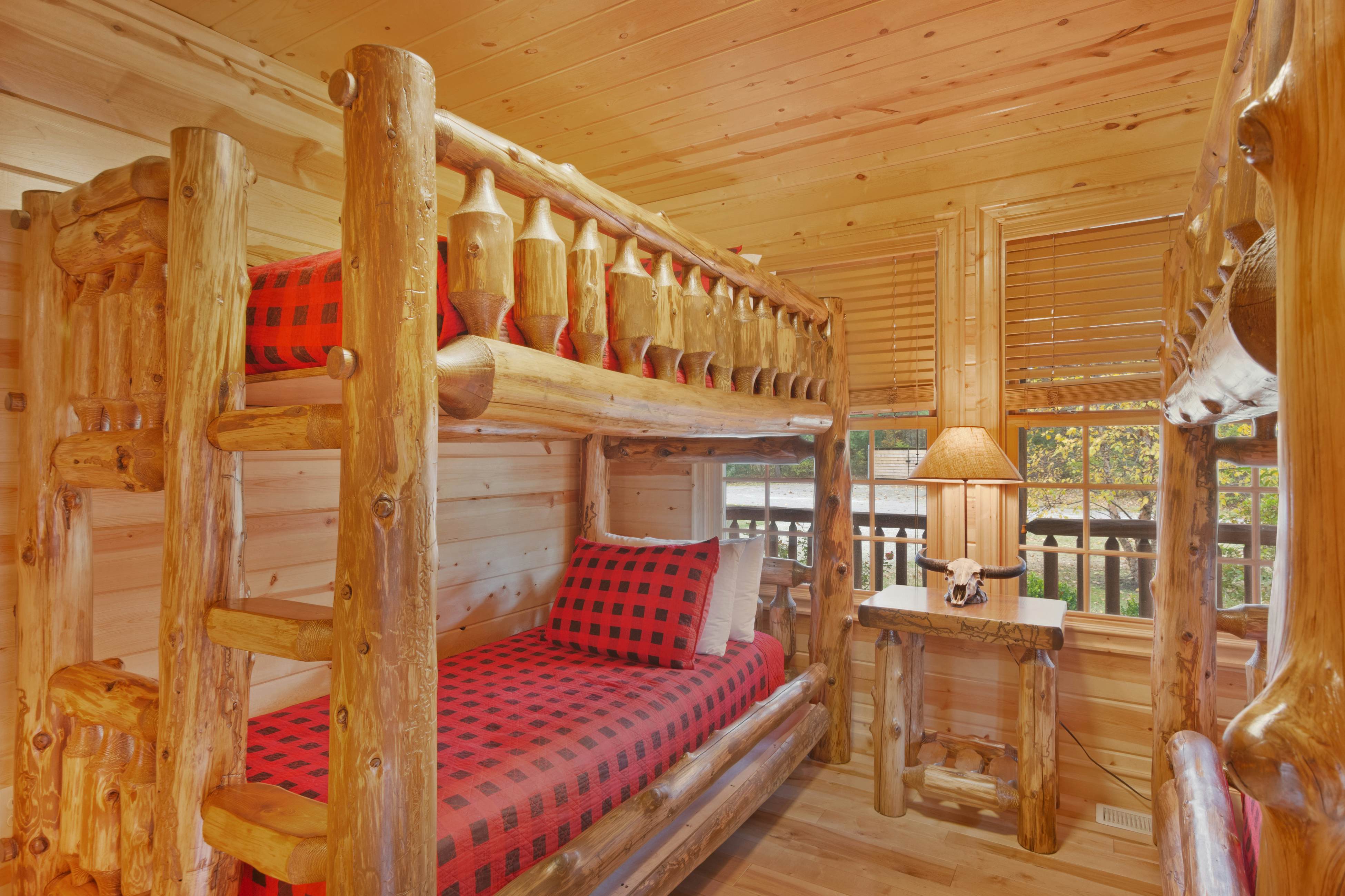 Kingfisher Cove Cabin 2