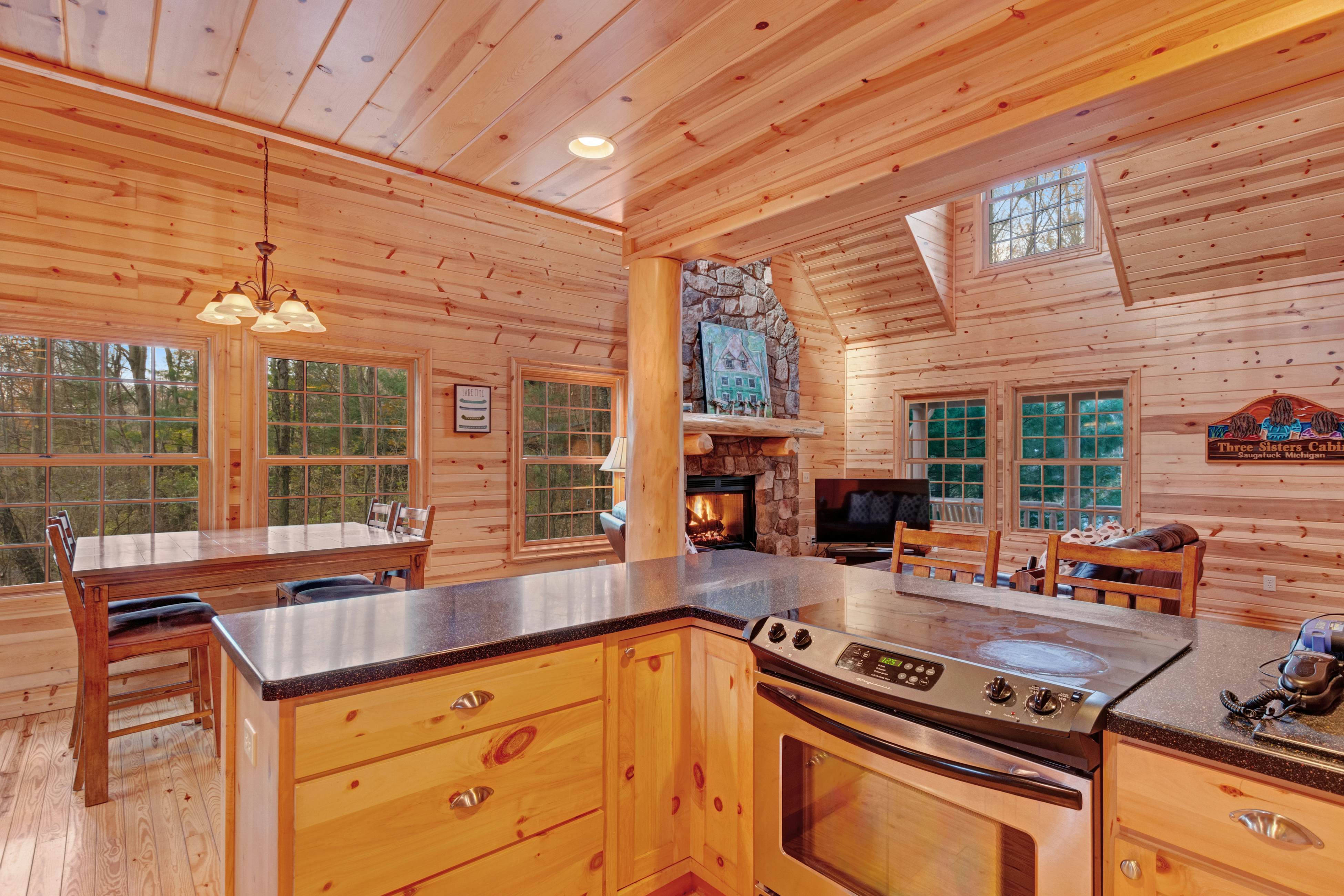 Kingfisher Cove Cabin 28