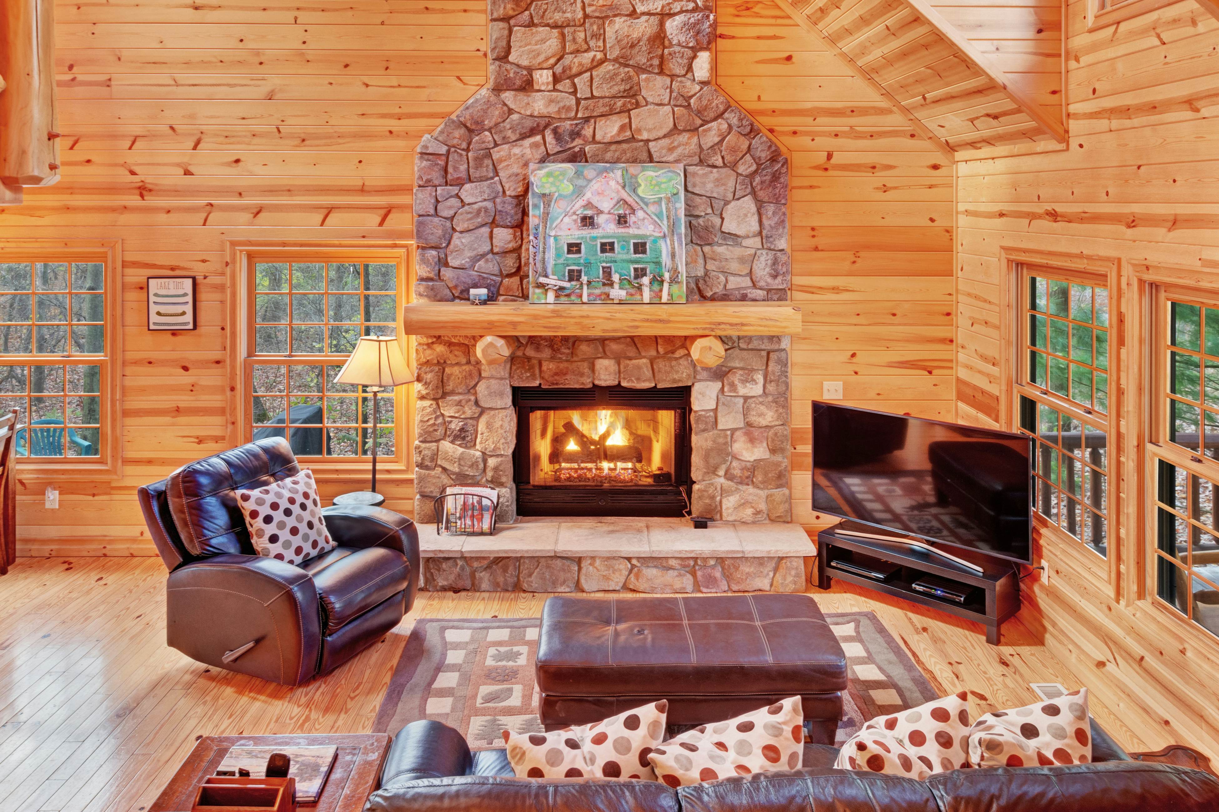 Kingfisher Cove Cabin 28