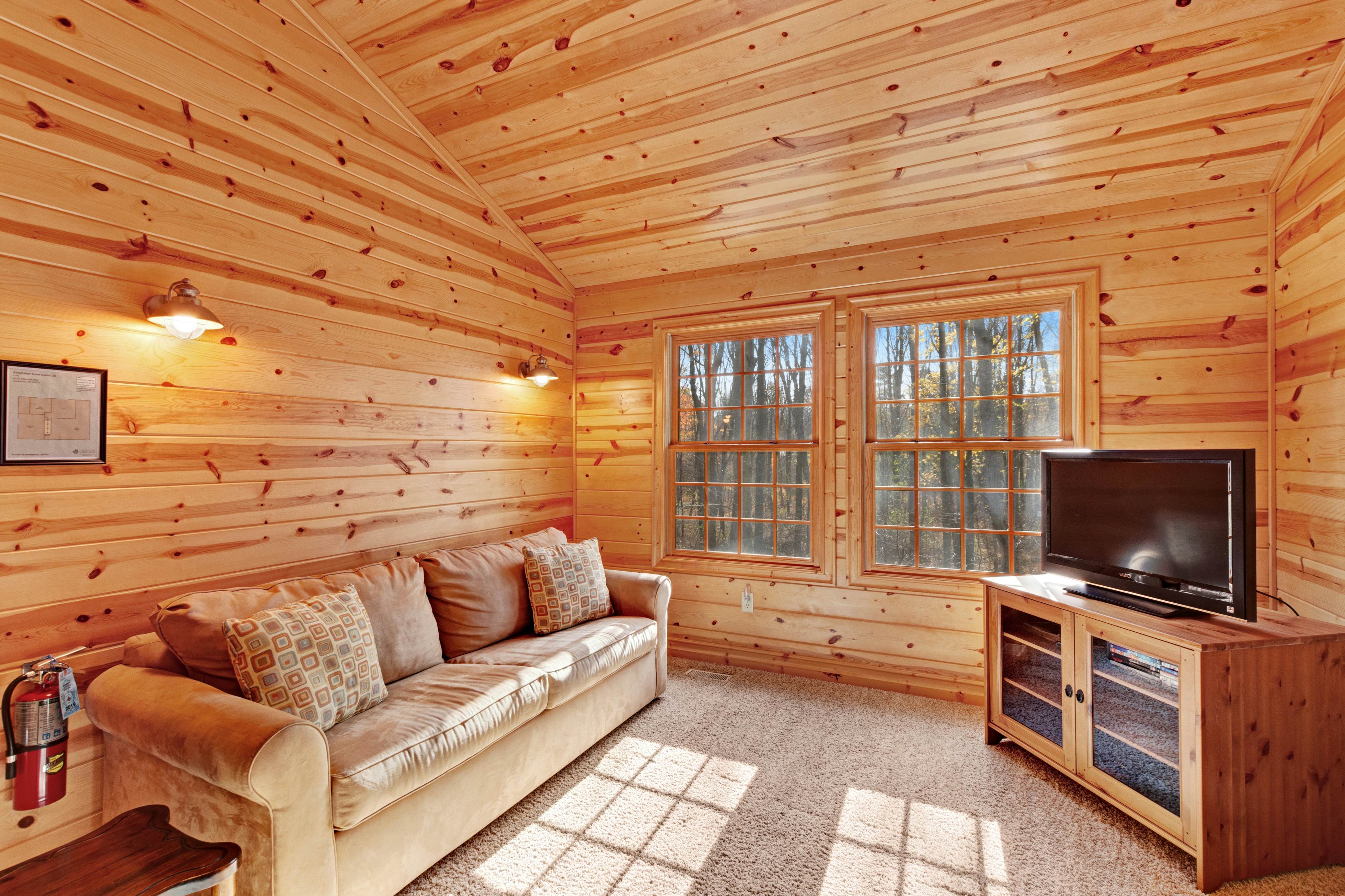 Kingfisher Cove Cabin 28
