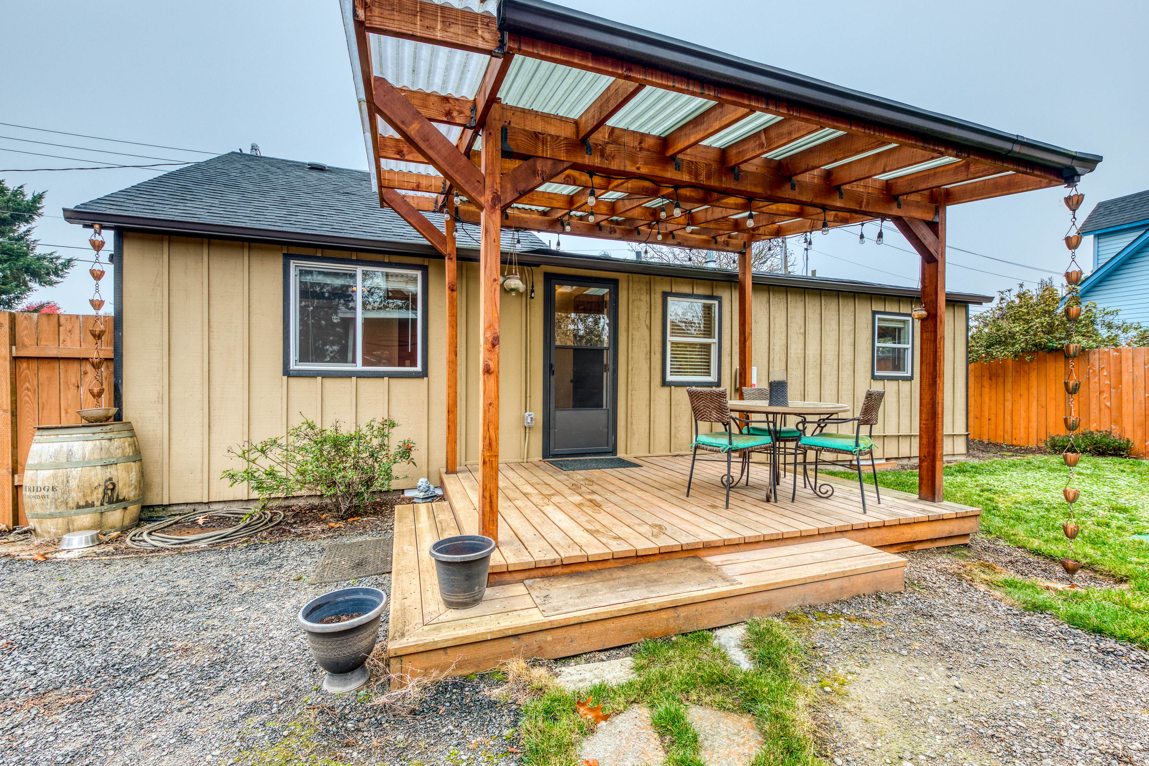 Cozy Coleman St Cottage