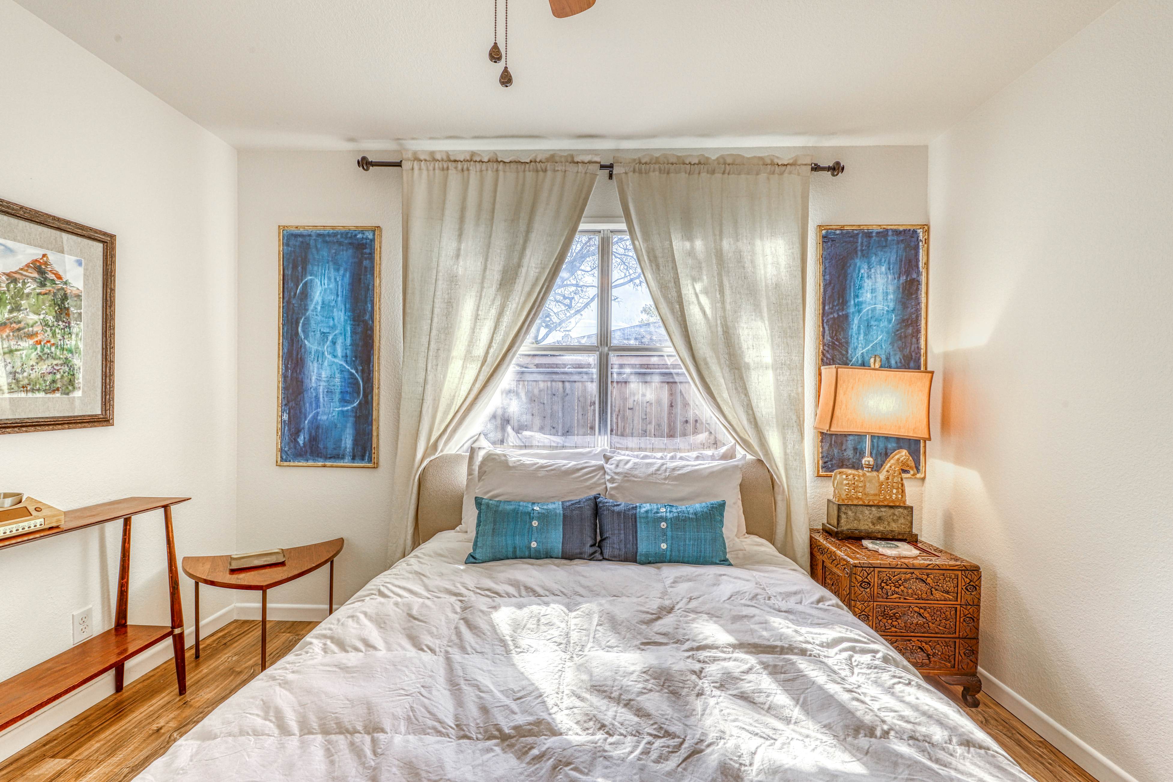 Frieden Haus 2 BD Fredericksburg, TX Vacation Rental Vacasa