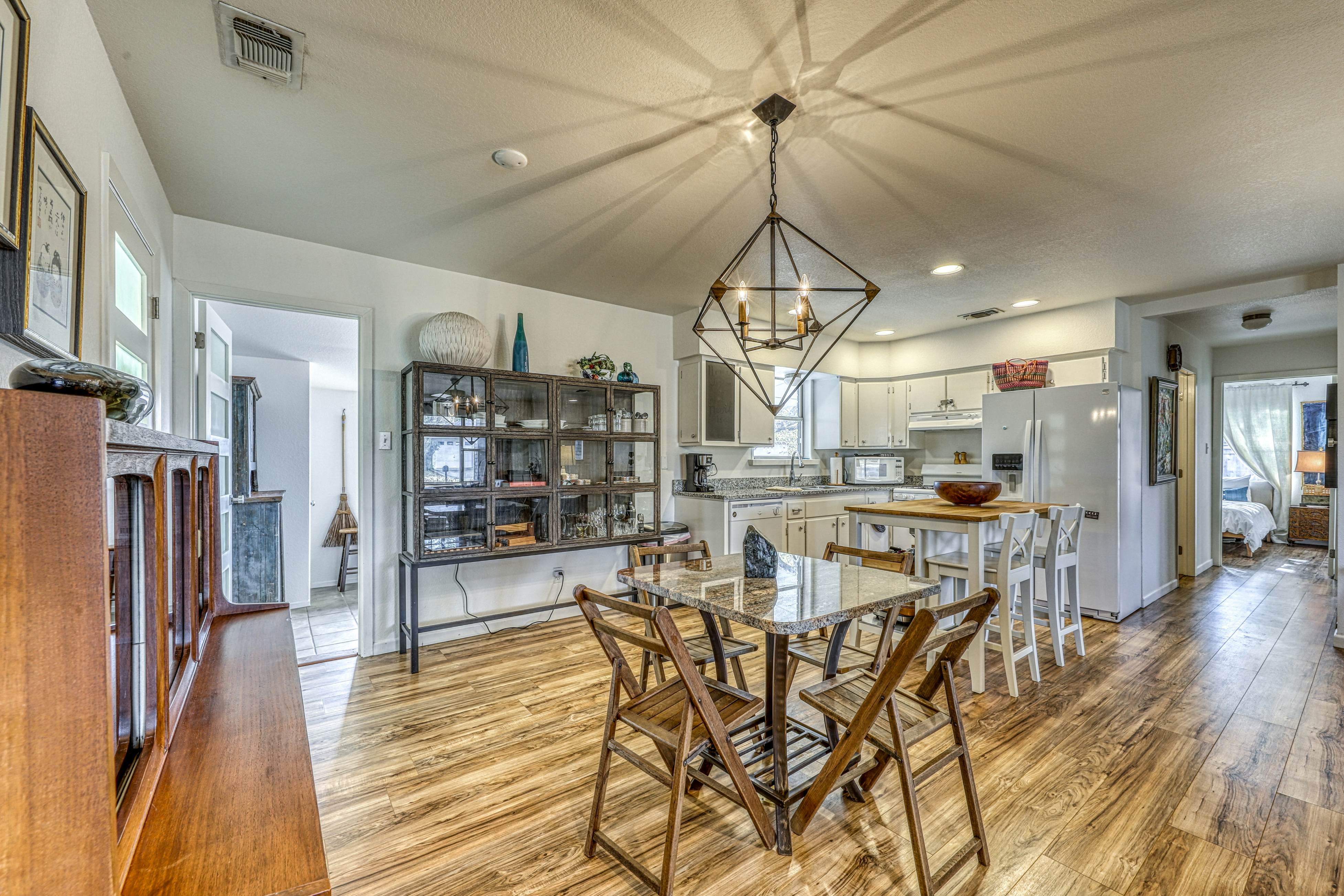 Frieden Haus 2 BD Fredericksburg, TX Vacation Rental Vacasa